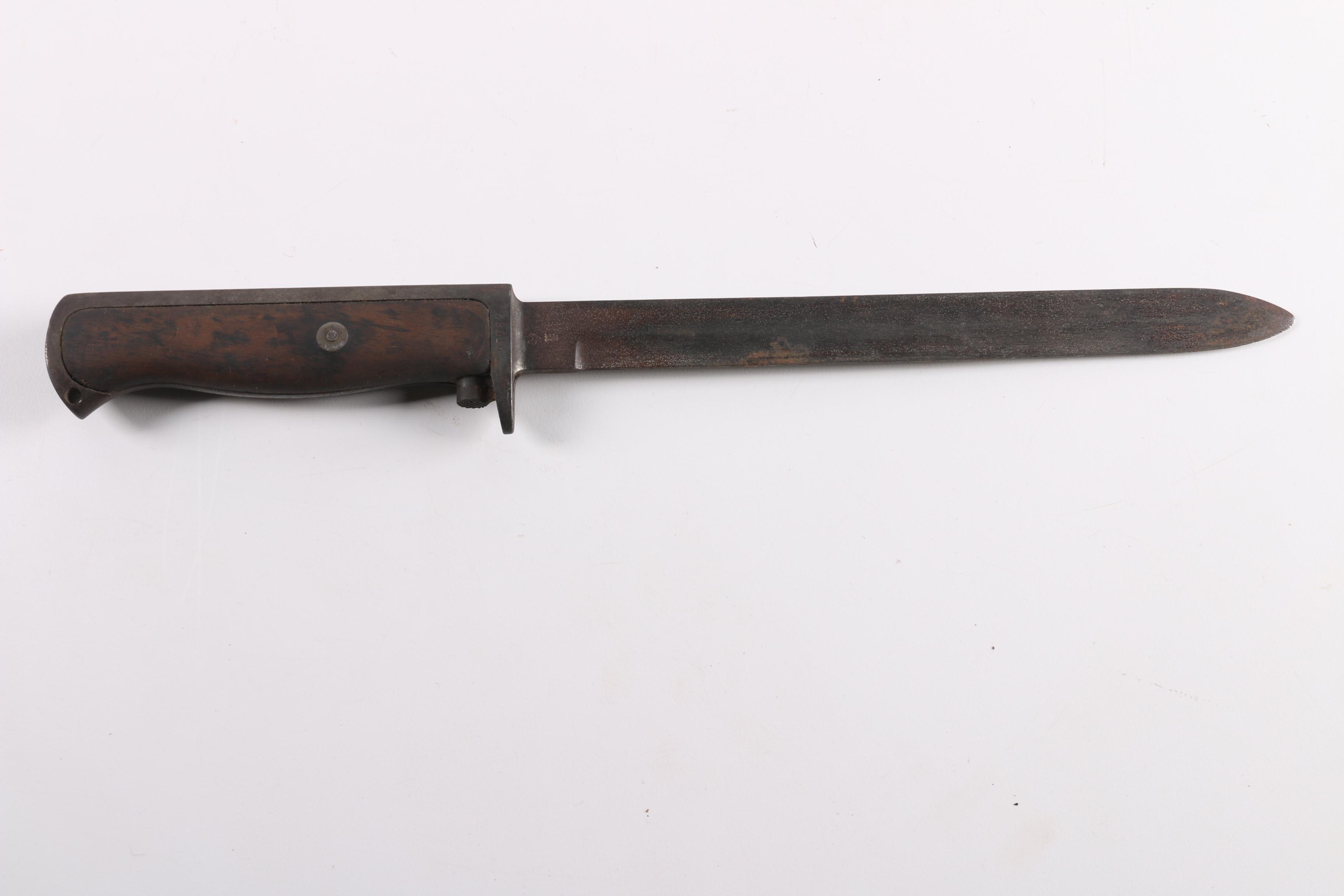 Norwegian M1916 Bayonet with Two Barongs and Two Canvas Cases