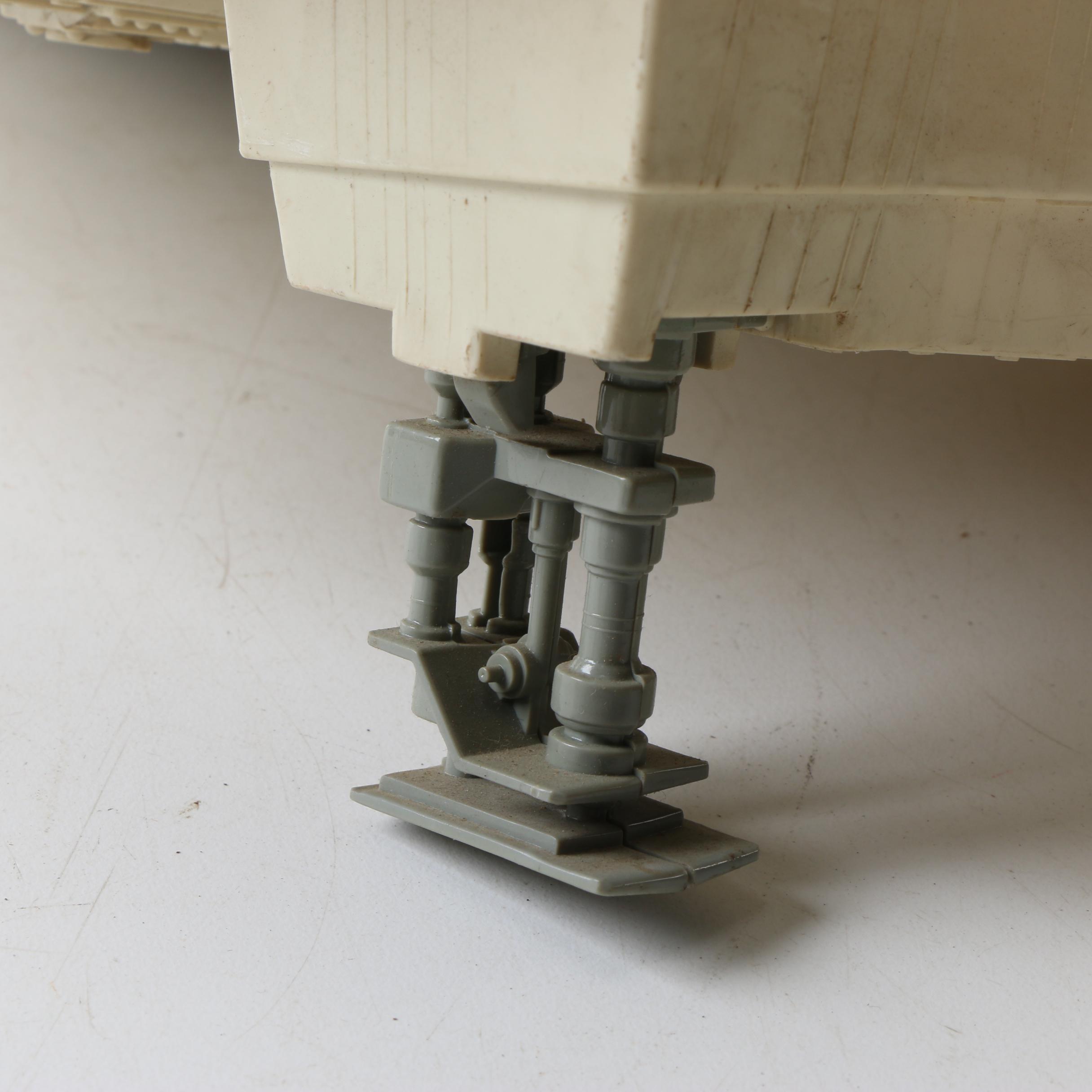 Vintage 1979 Star Wars "Millennium Falcon" by Kenner