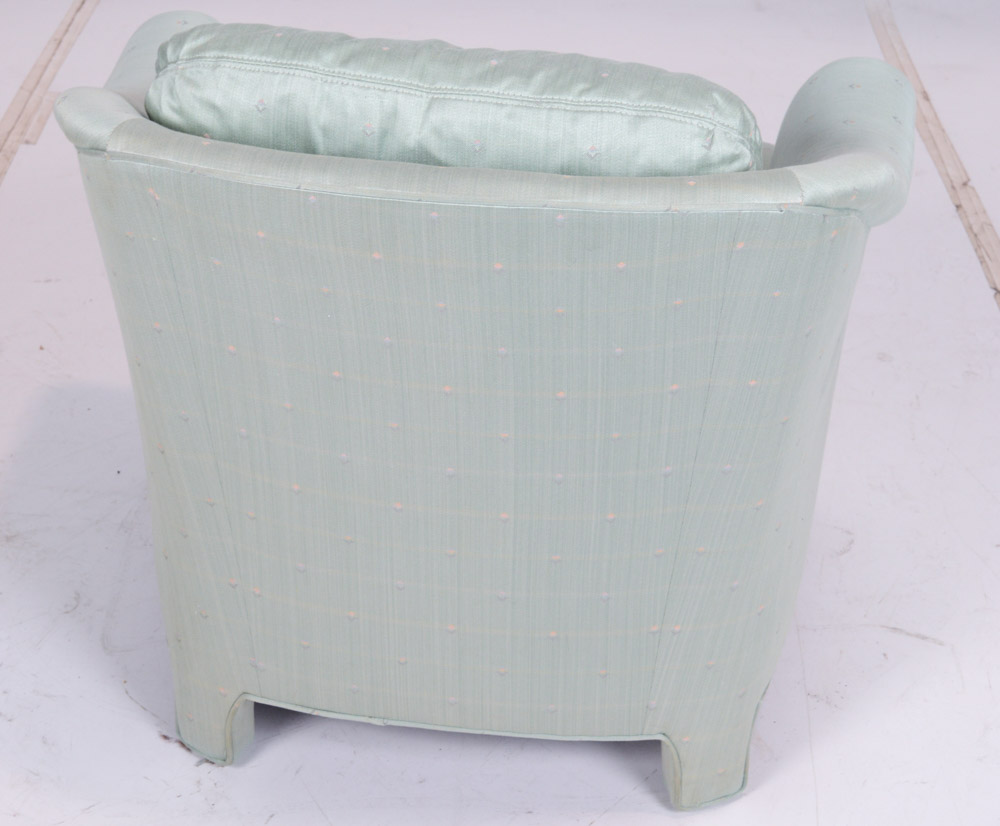 Vintage Club Chair from Sherrell Furniture