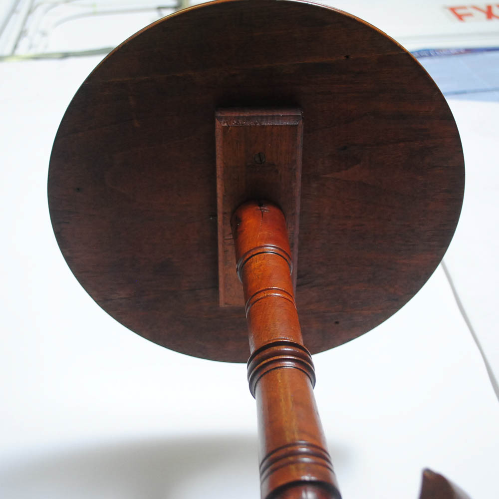 Antique Victorian Eastlake Walnut Plant Stand