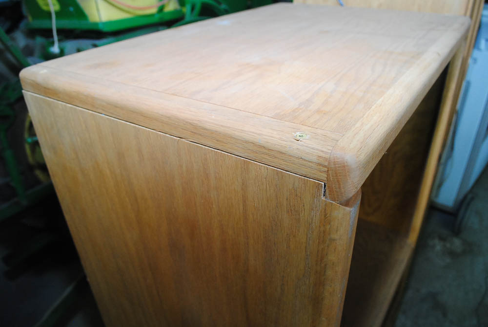 Vintage Contemporary Style Oak Entertainment Cabinet