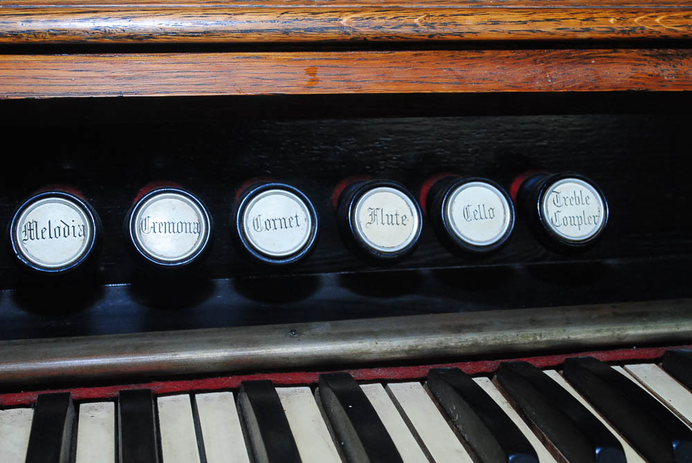 Antique Victorian Kenwood Organ