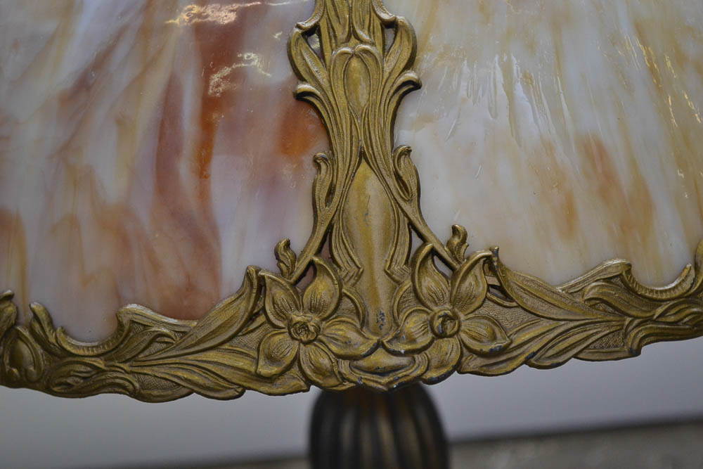 Vintage Tiffany Style Slag Glass Table Lamp