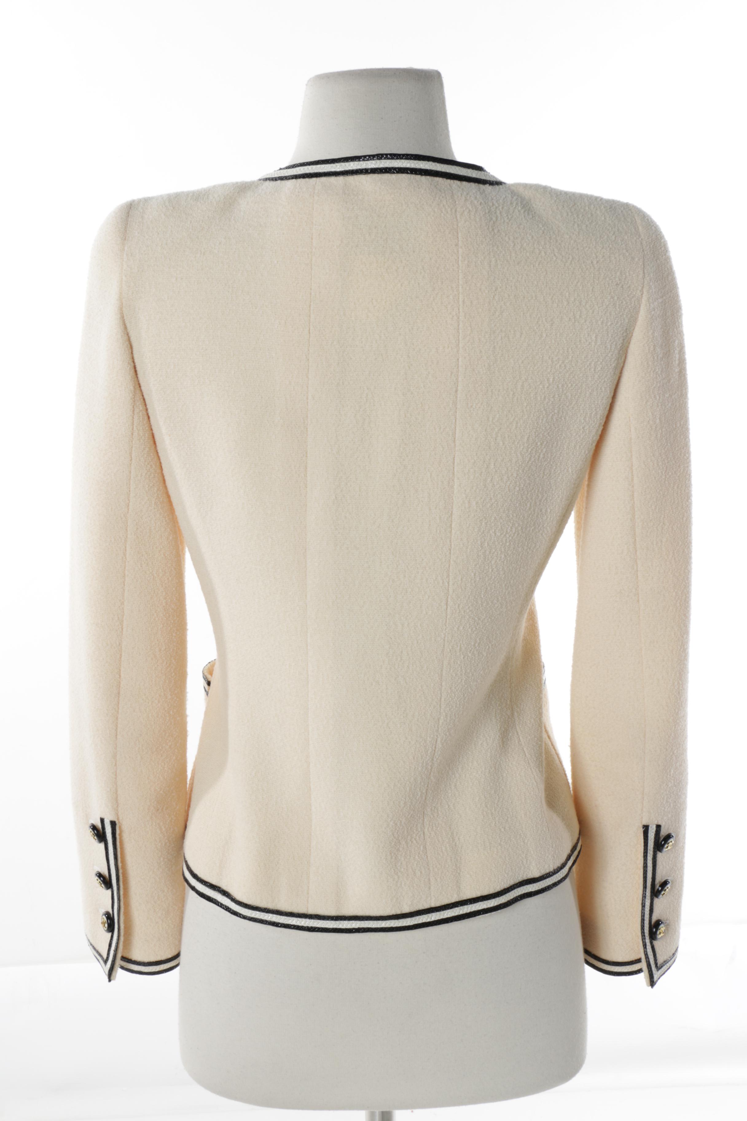 Women's Vintage Chanel Boutique Cream and Black Wool Blend Suit Jacket