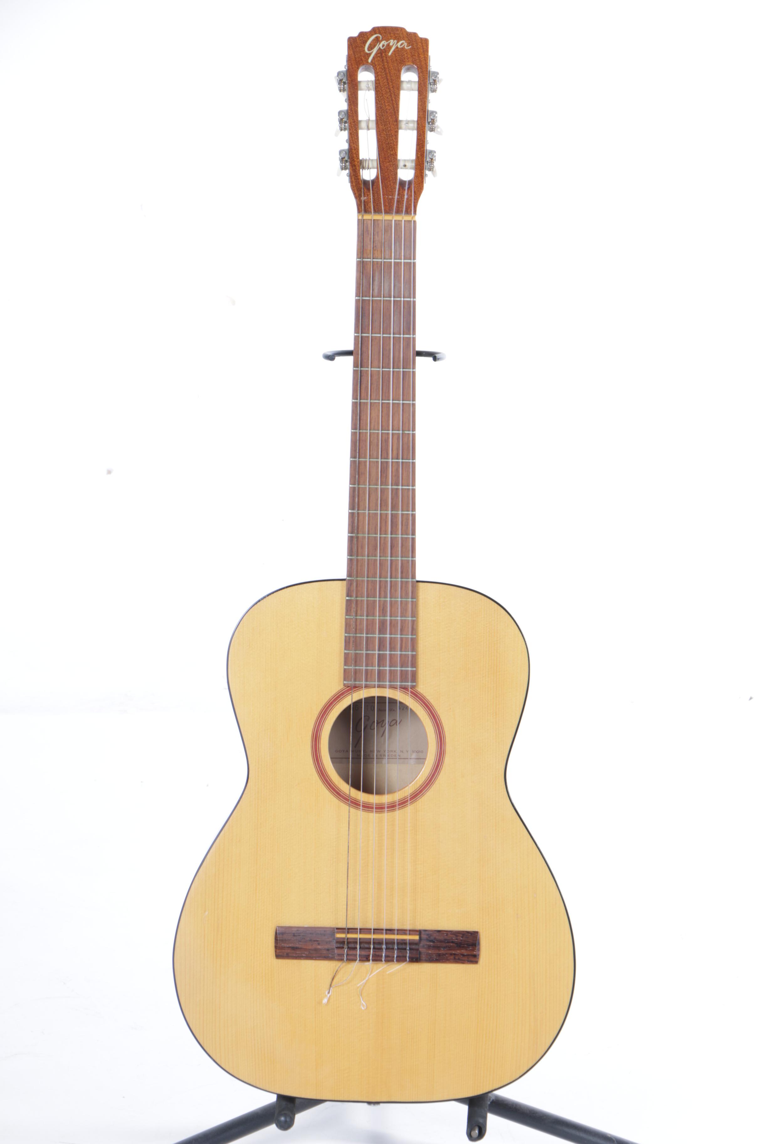 Vintage Goya GG-10 Classical Acoustic Guitar with Hardshell Case