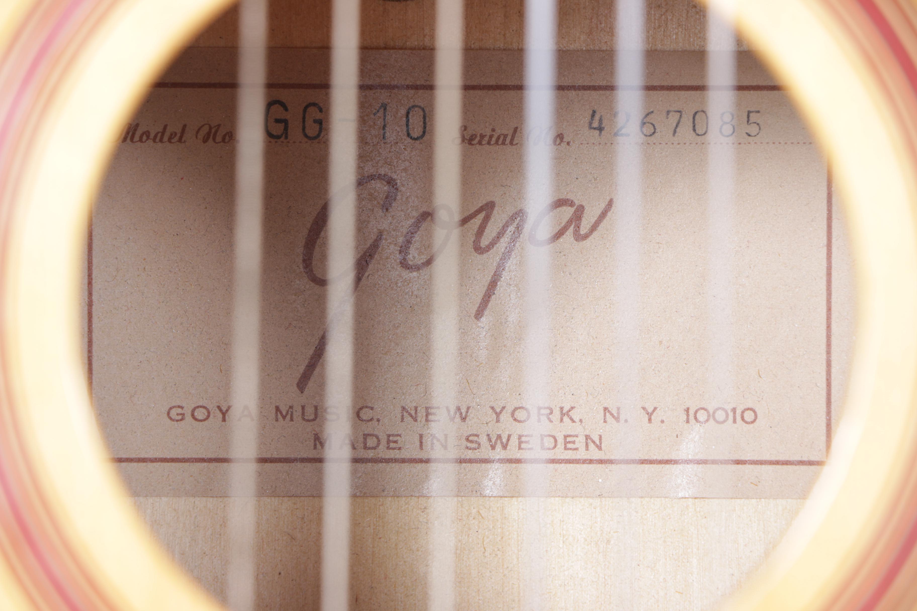 Vintage Goya GG-10 Classical Acoustic Guitar with Hardshell Case