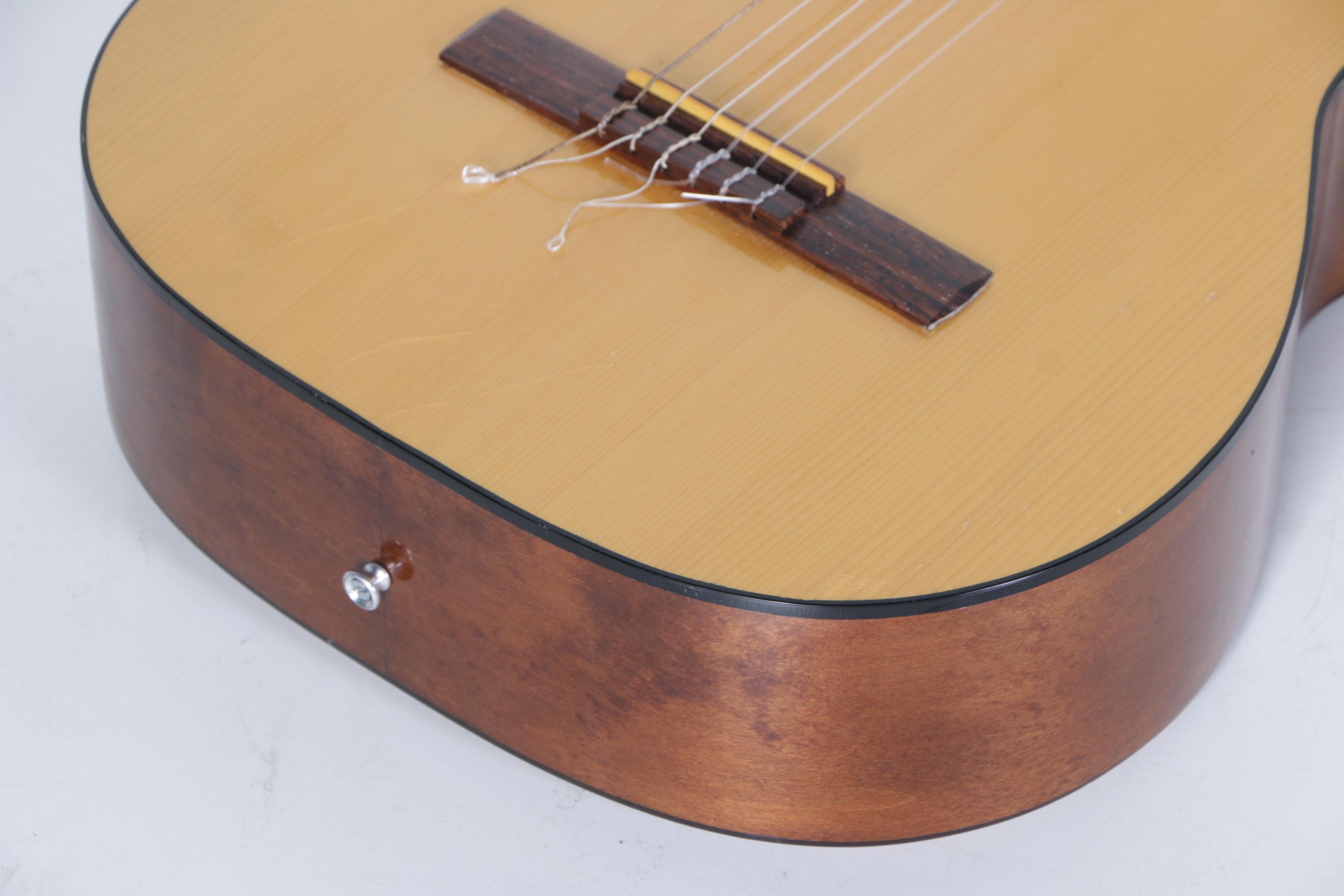 Vintage Goya GG-10 Classical Acoustic Guitar with Hardshell Case