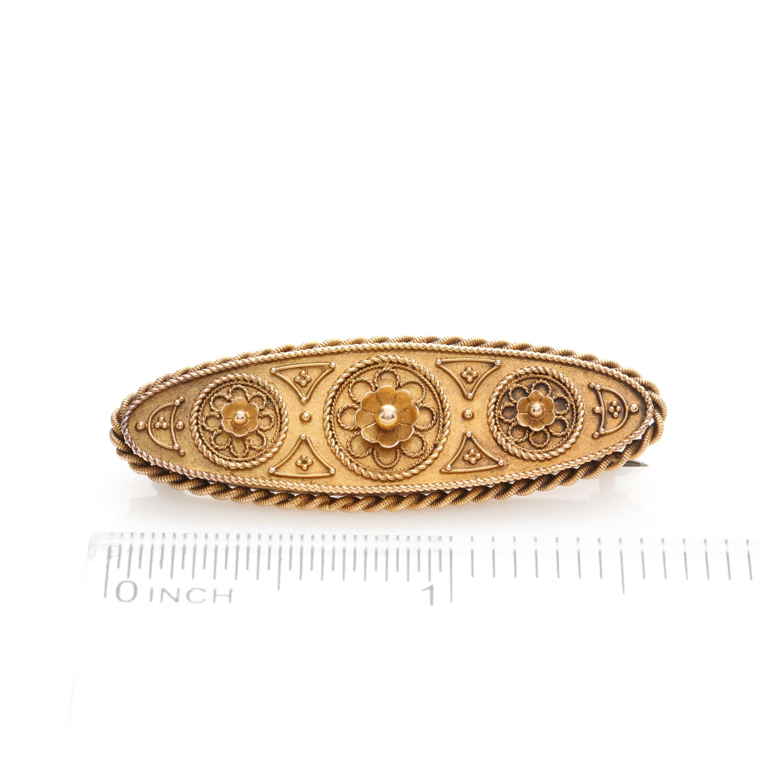 Victorian 15K Yellow Gold Floral Brooch