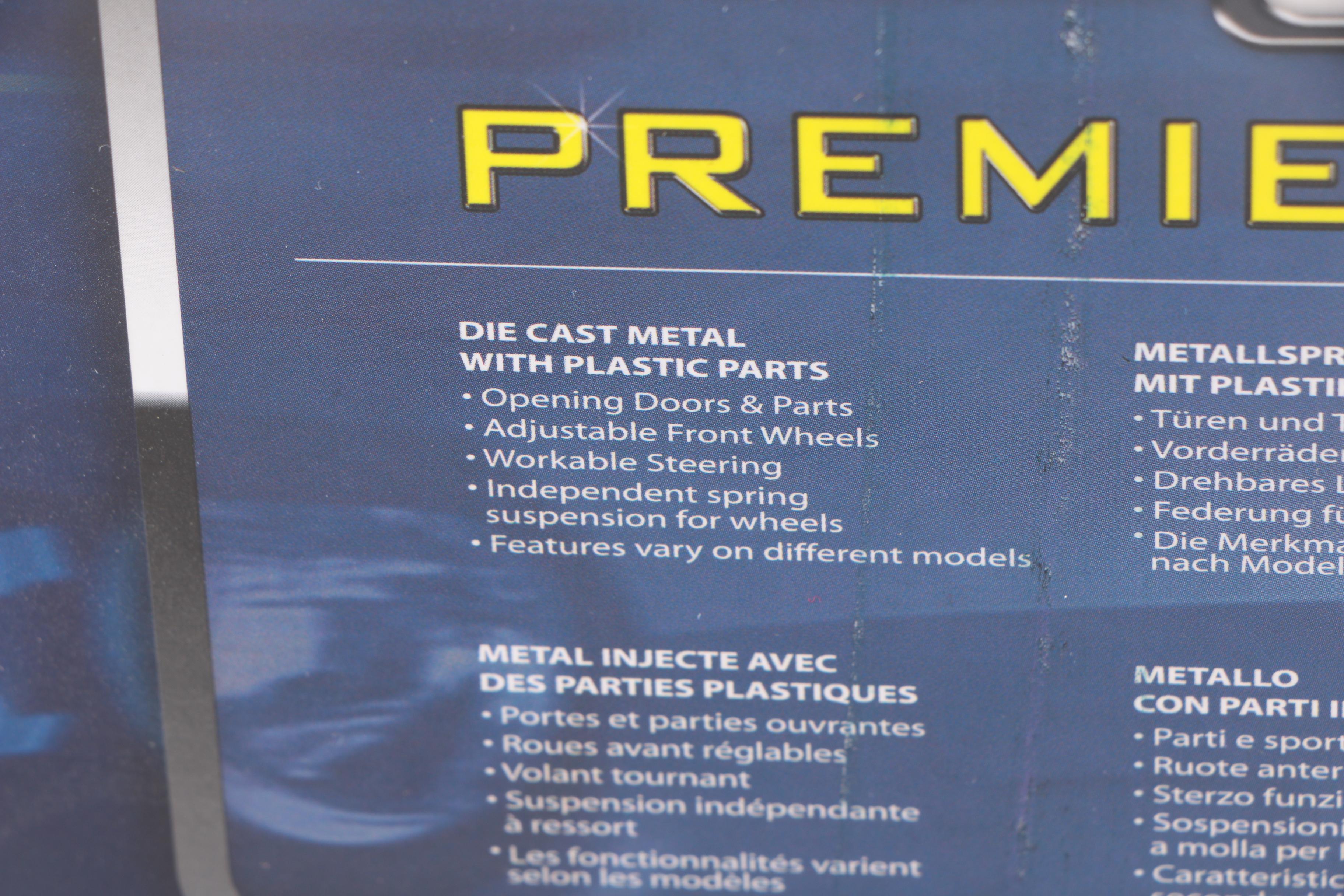 1:18 Scale Mercedes-Benz SL55 AMG Premiere Edition by Maisto