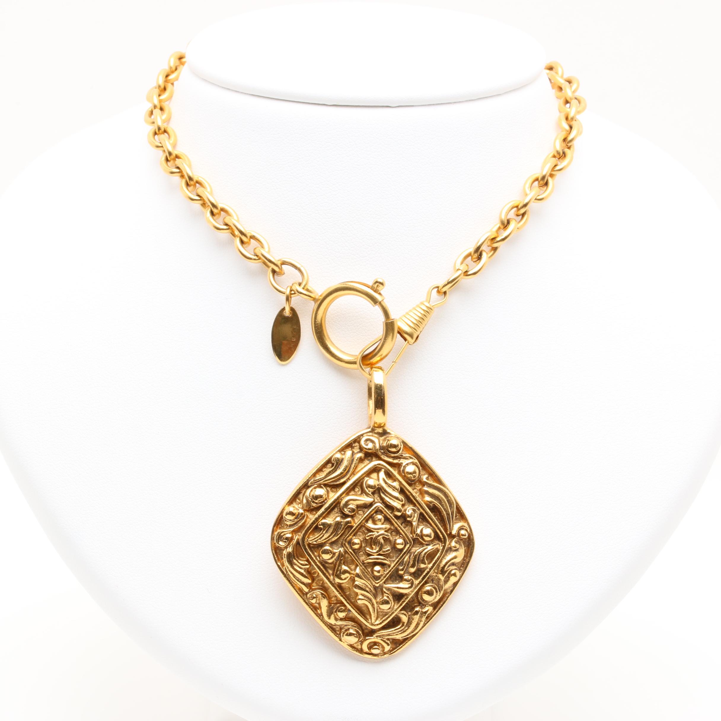 Circa 1980s Chanel Gold Tone Necklace