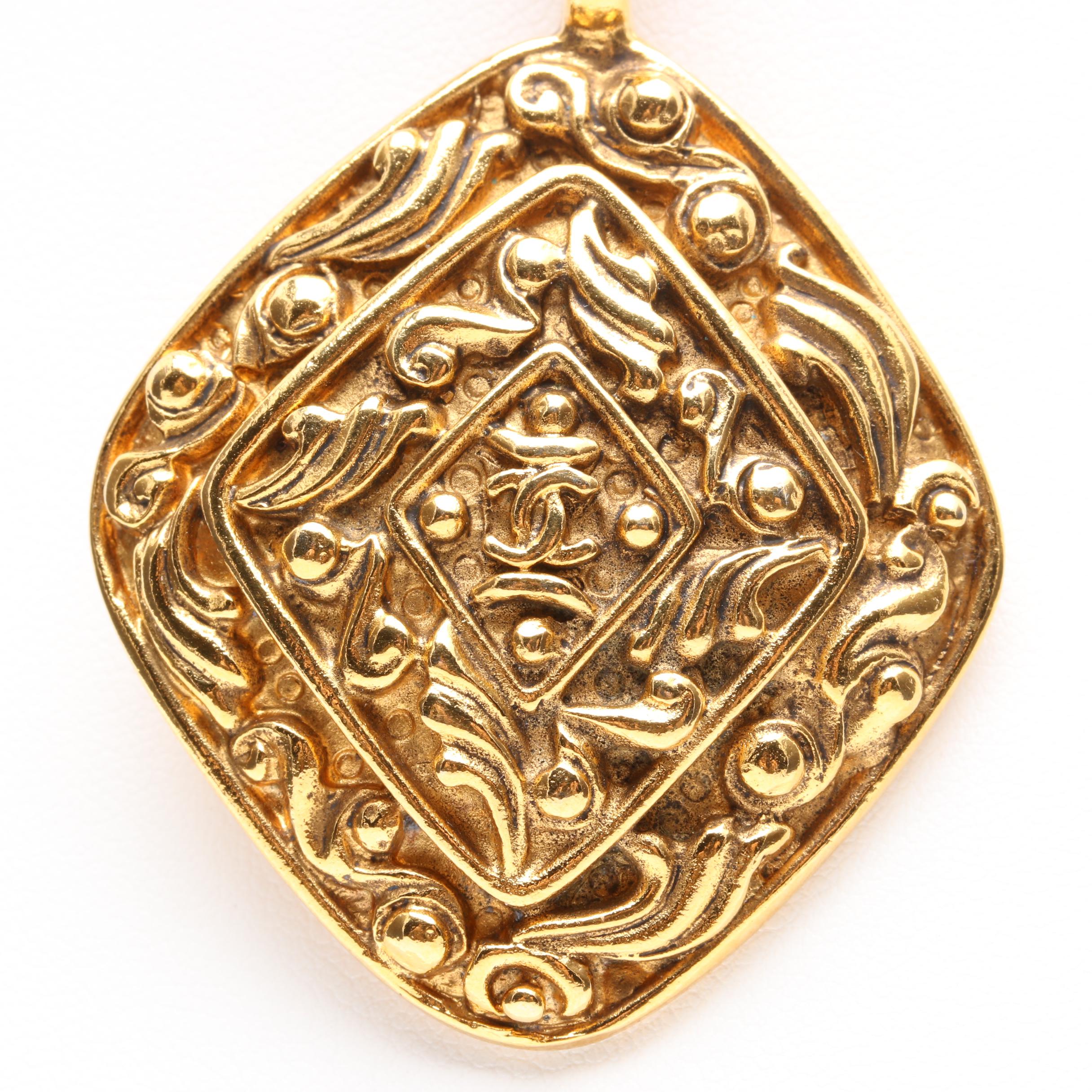 Circa 1980s Chanel Gold Tone Necklace