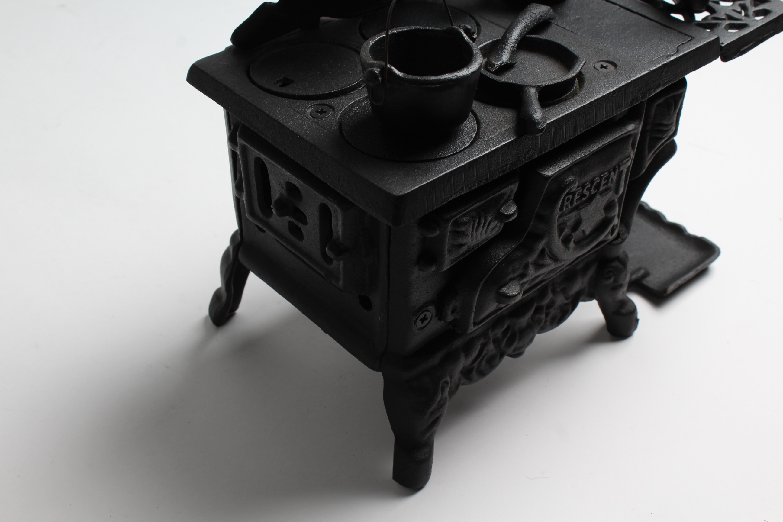 Miniature Crescent Cast Iron Display/Toy Stove