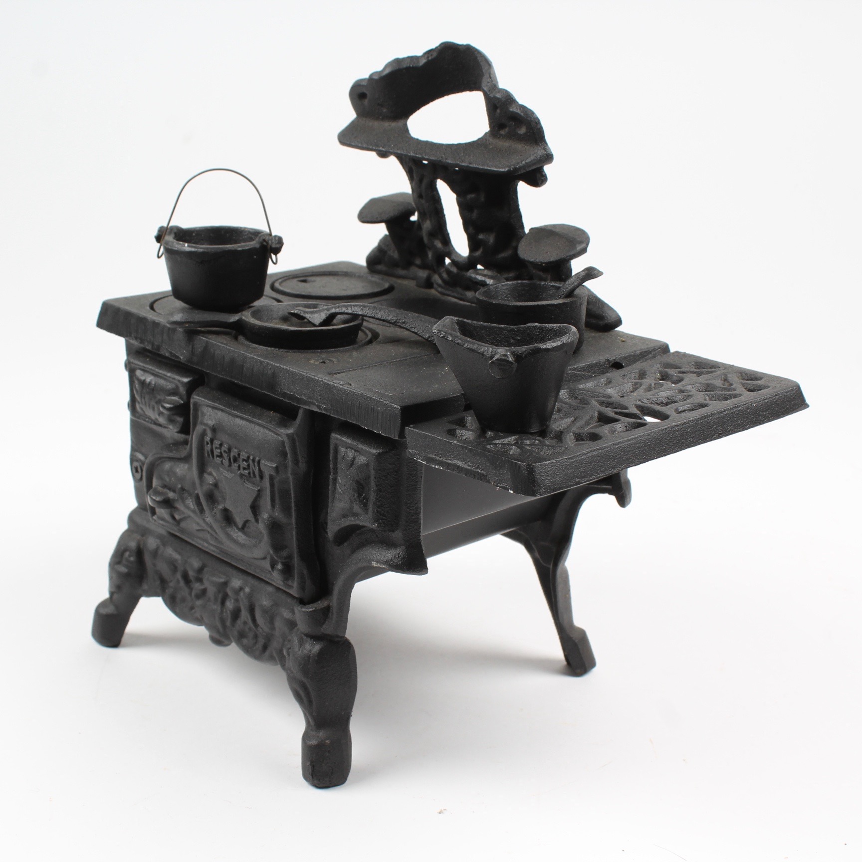 Miniature Crescent Cast Iron Display/Toy Stove