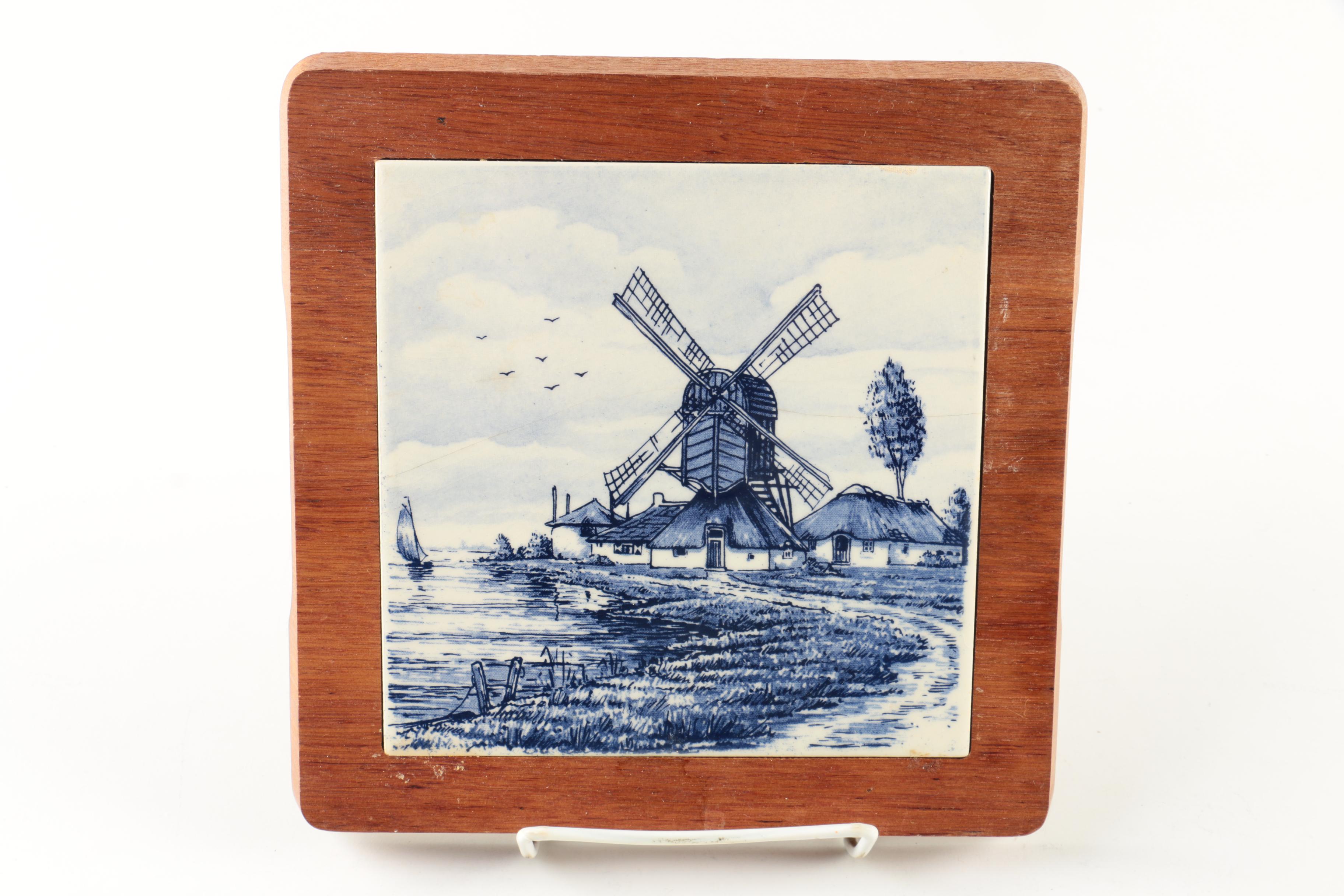 Delft Style Cheese Serving Pieces