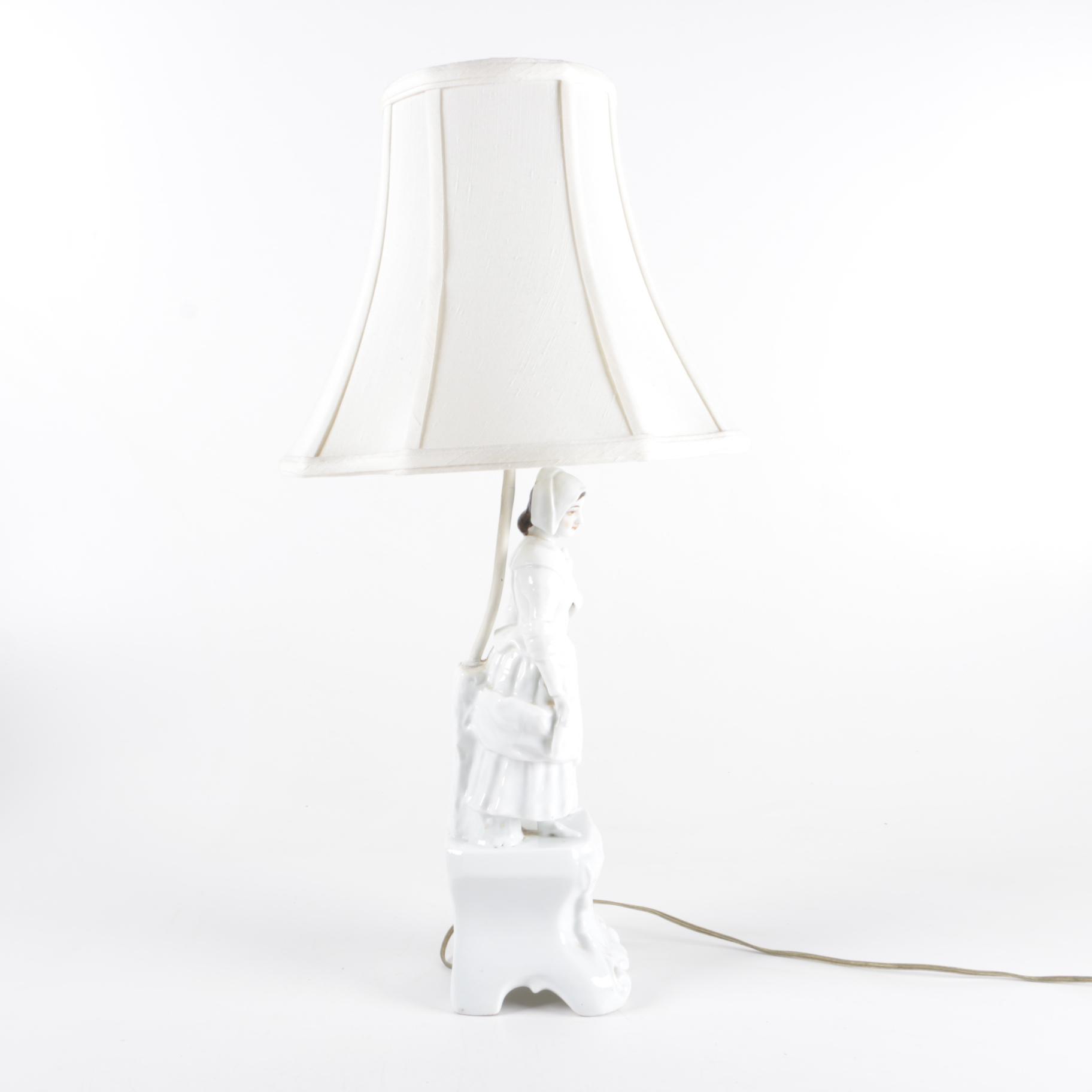 Vintage Porcelain Figural Table Lamp