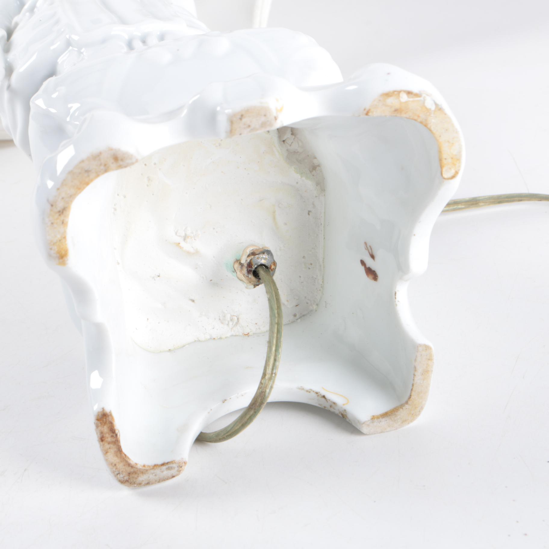 Vintage Porcelain Figural Table Lamp