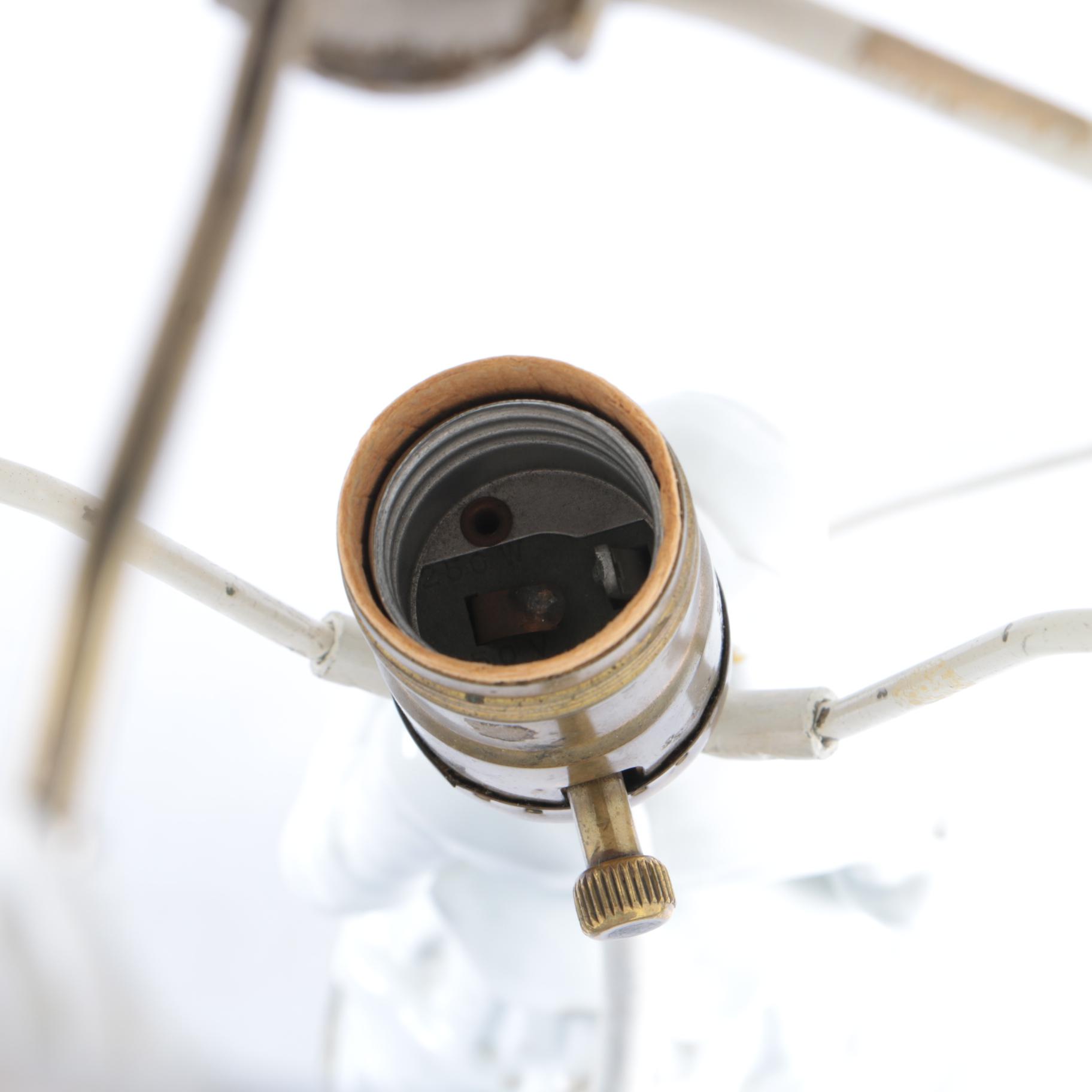 Vintage Porcelain Figural Table Lamp