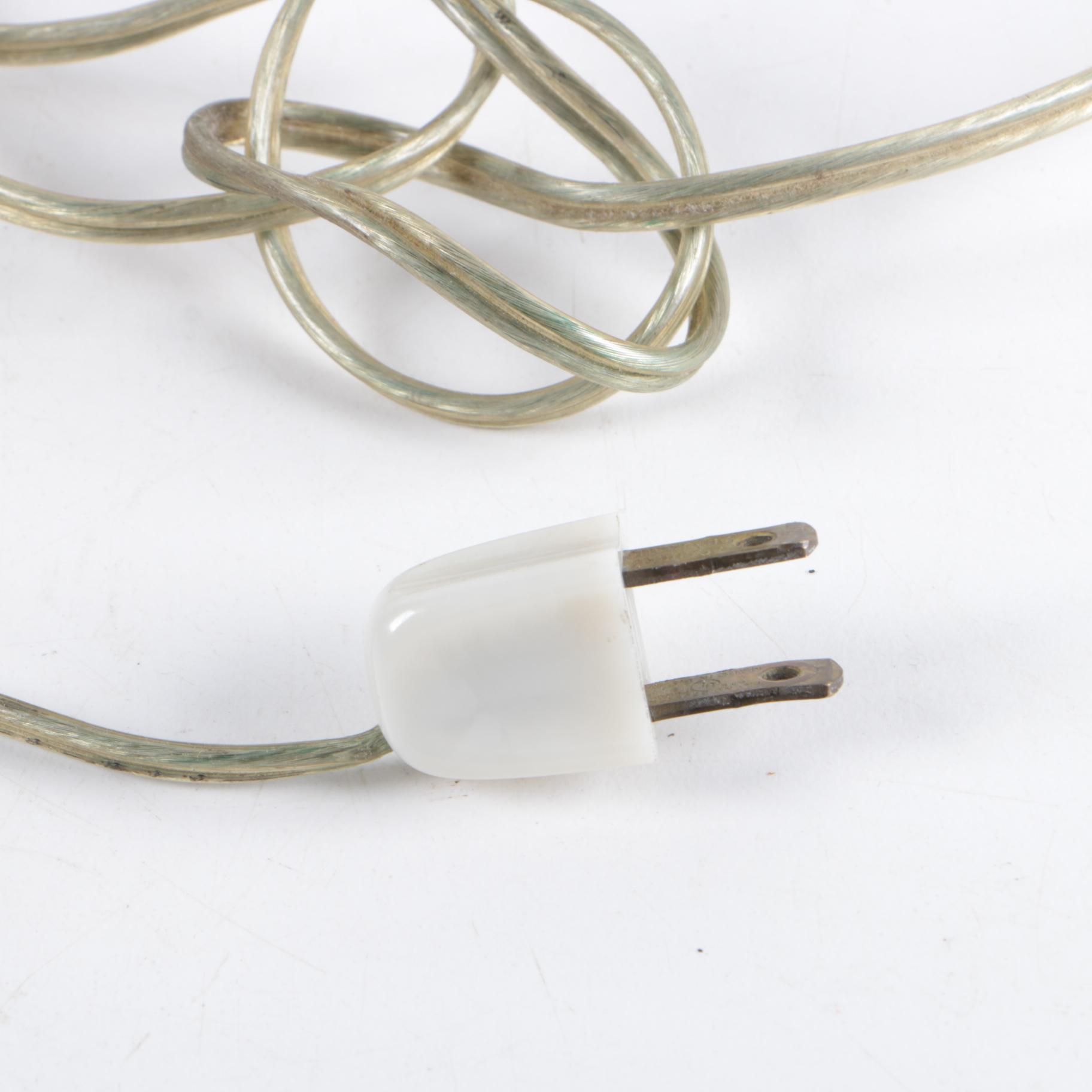 Vintage Porcelain Figural Table Lamp