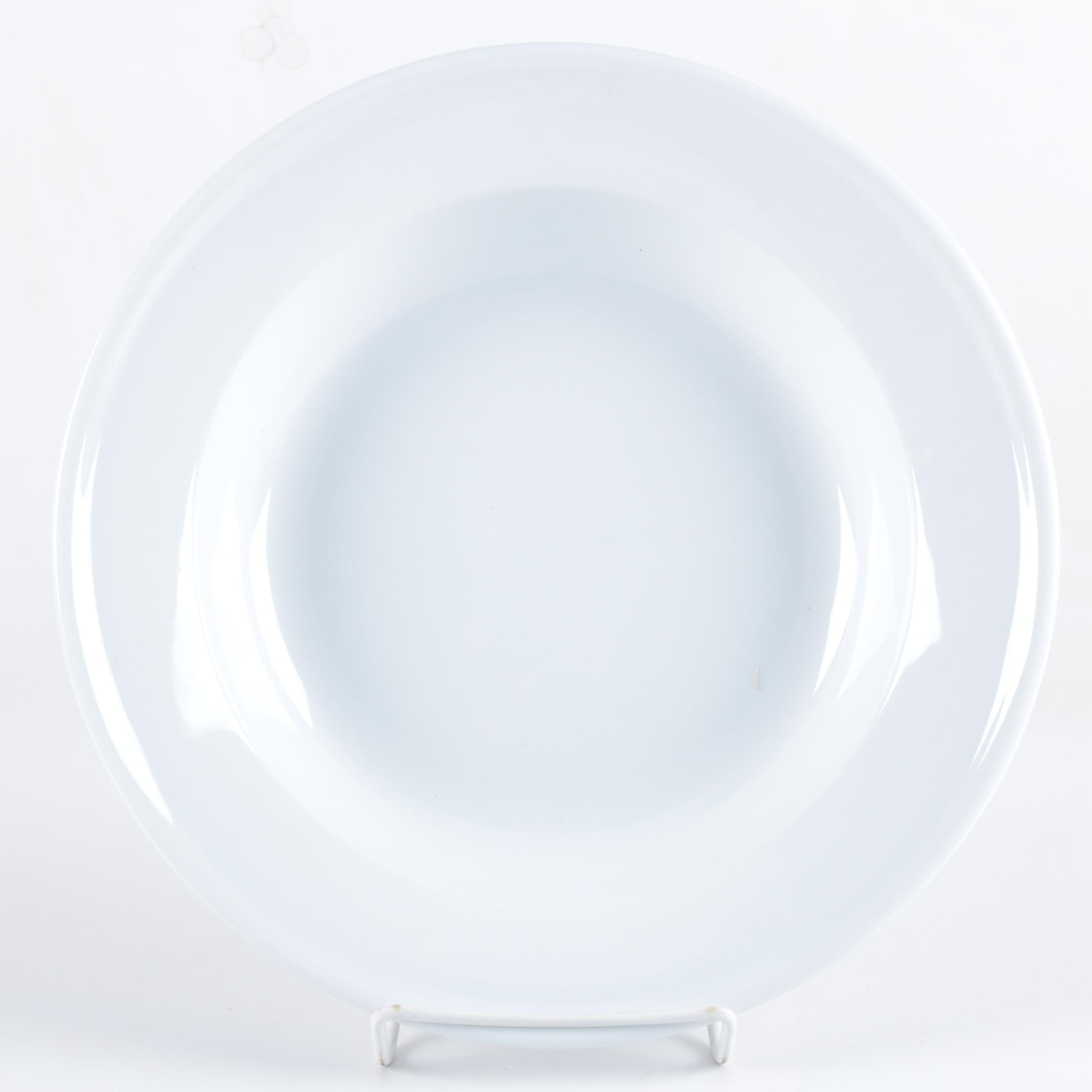 Williams Sonoma "Essential White" Rim Soup Bowls