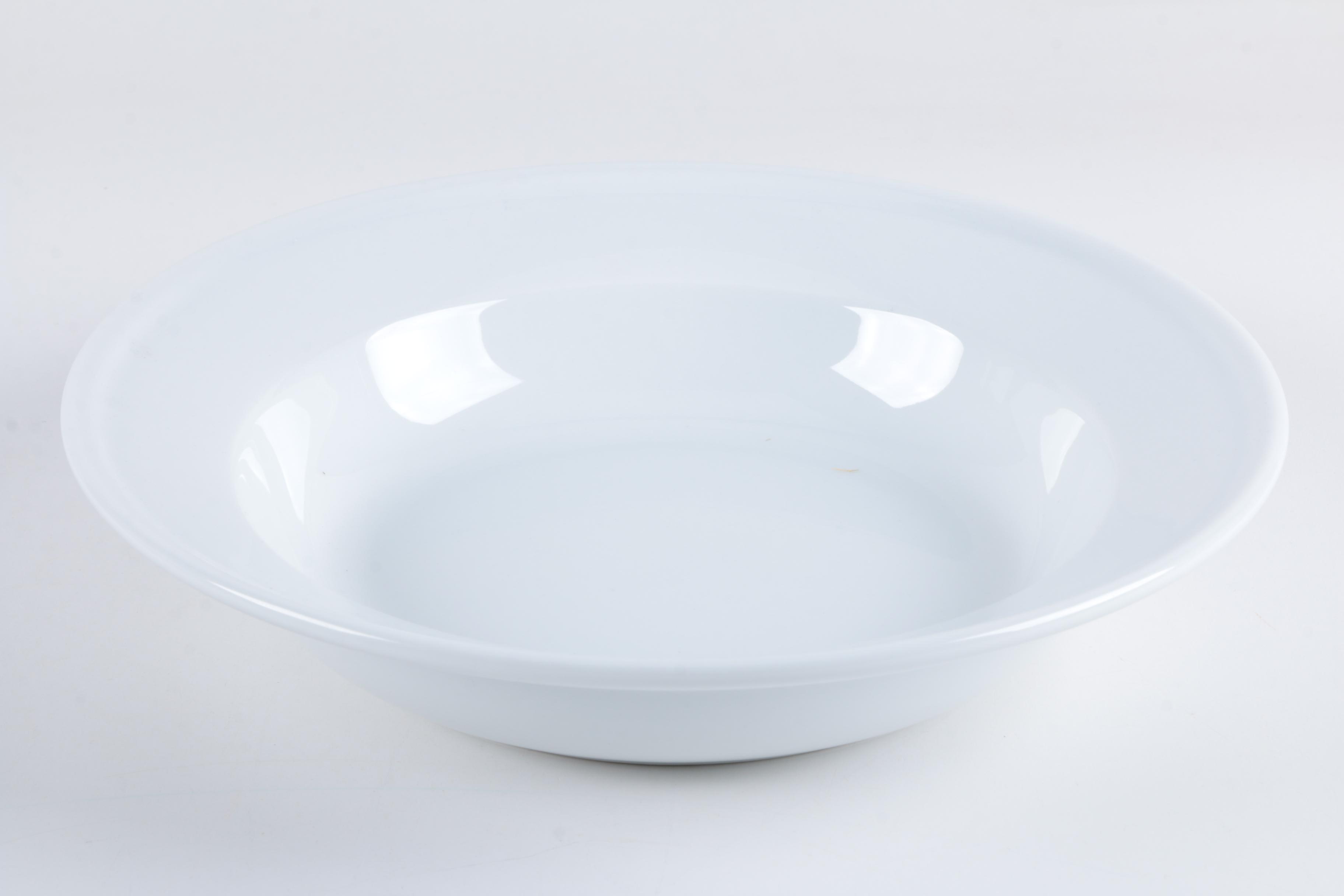 Williams Sonoma "Essential White" Rim Soup Bowls