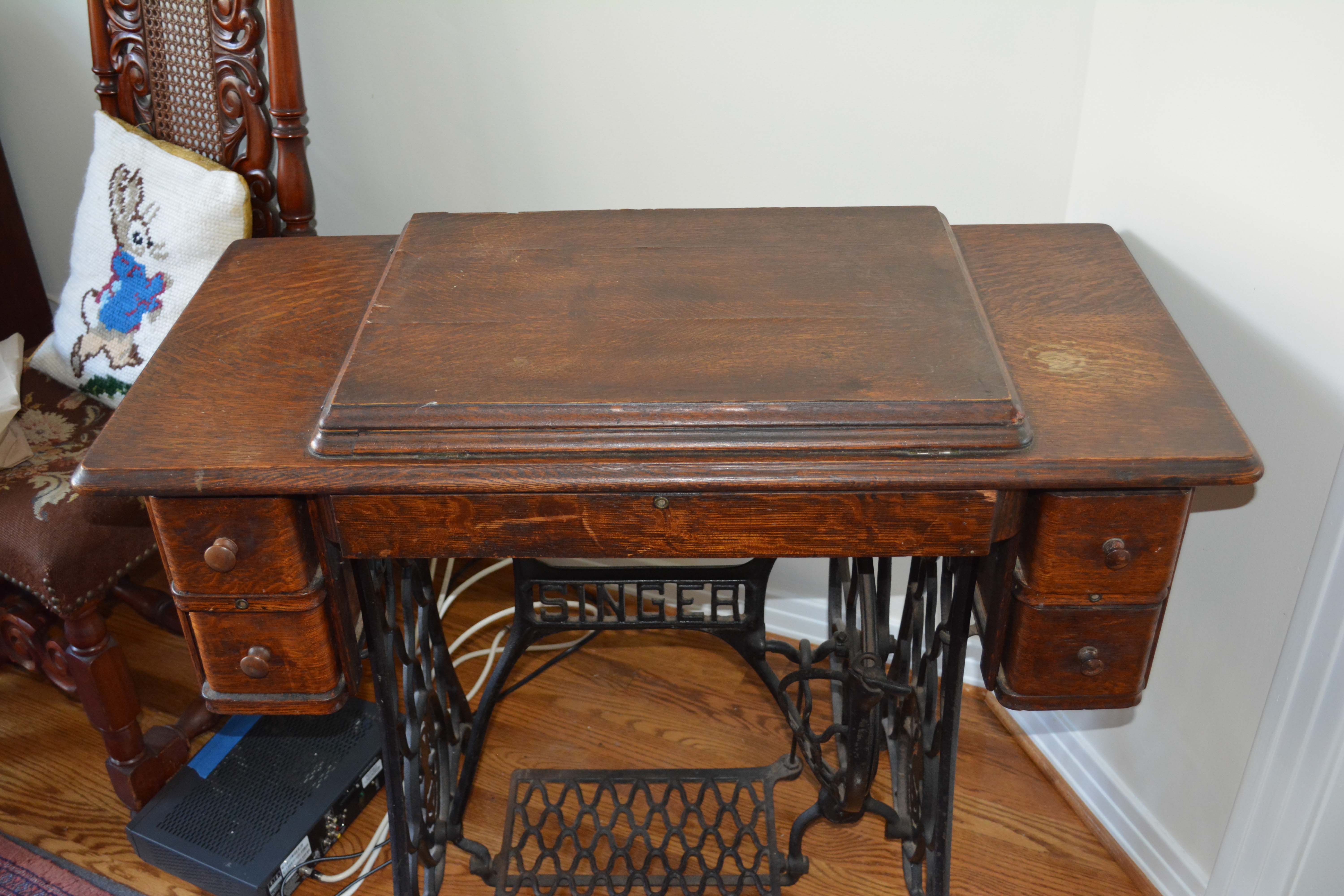 Antique Singer Treadle Sewing Machine
