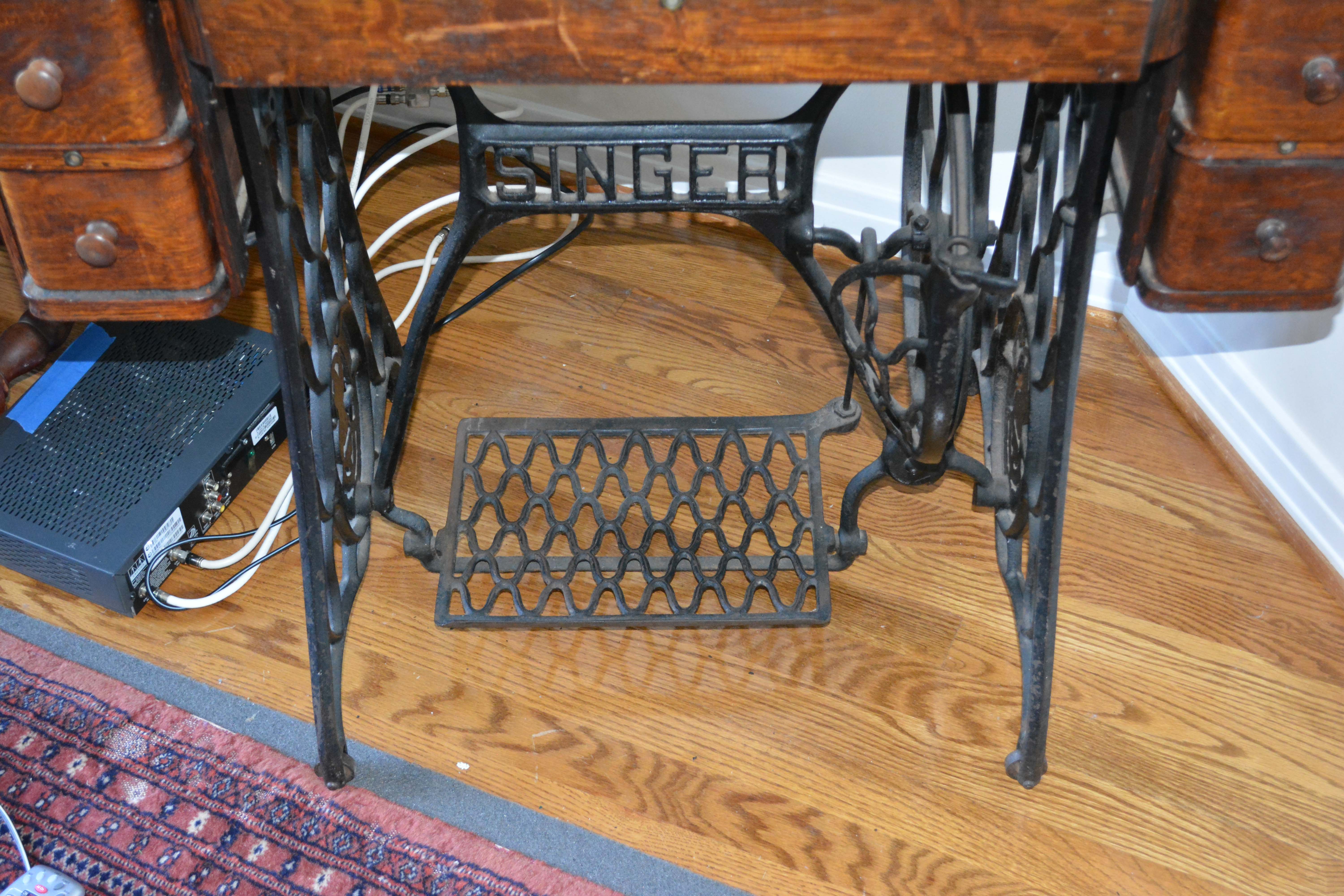 Antique Singer Treadle Sewing Machine