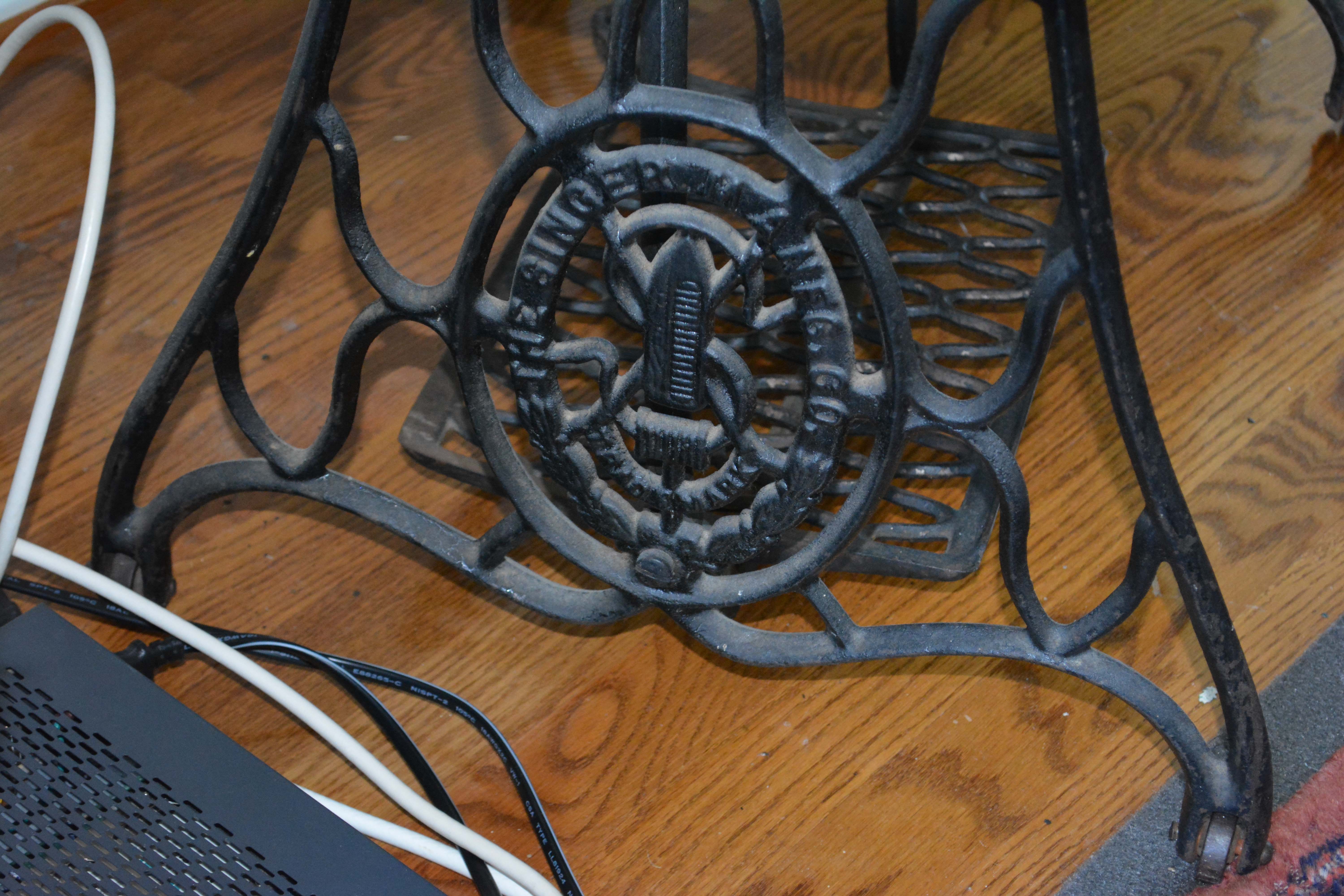 Antique Singer Treadle Sewing Machine