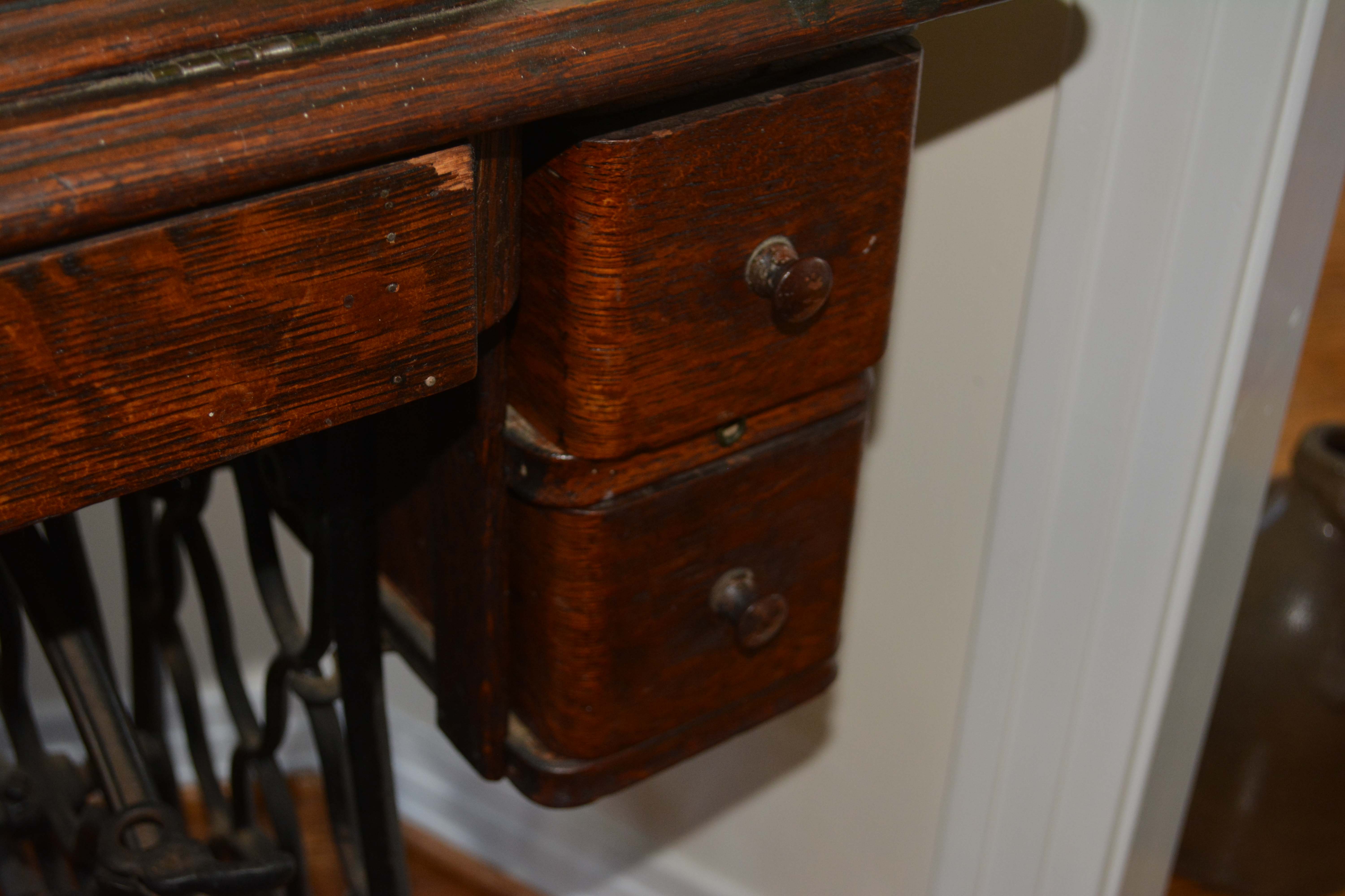 Antique Singer Treadle Sewing Machine
