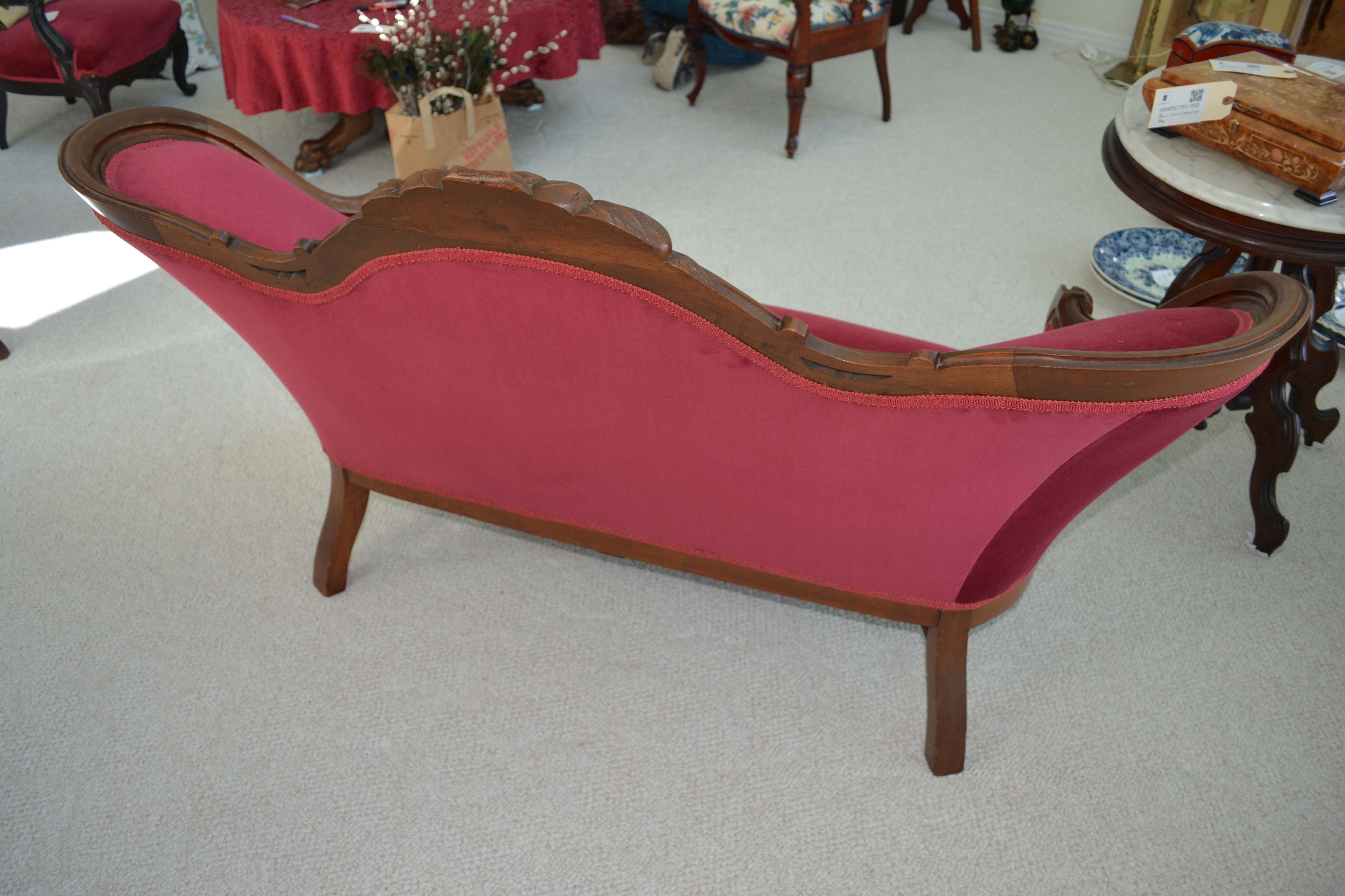 Antique Victorian Walnut Settee