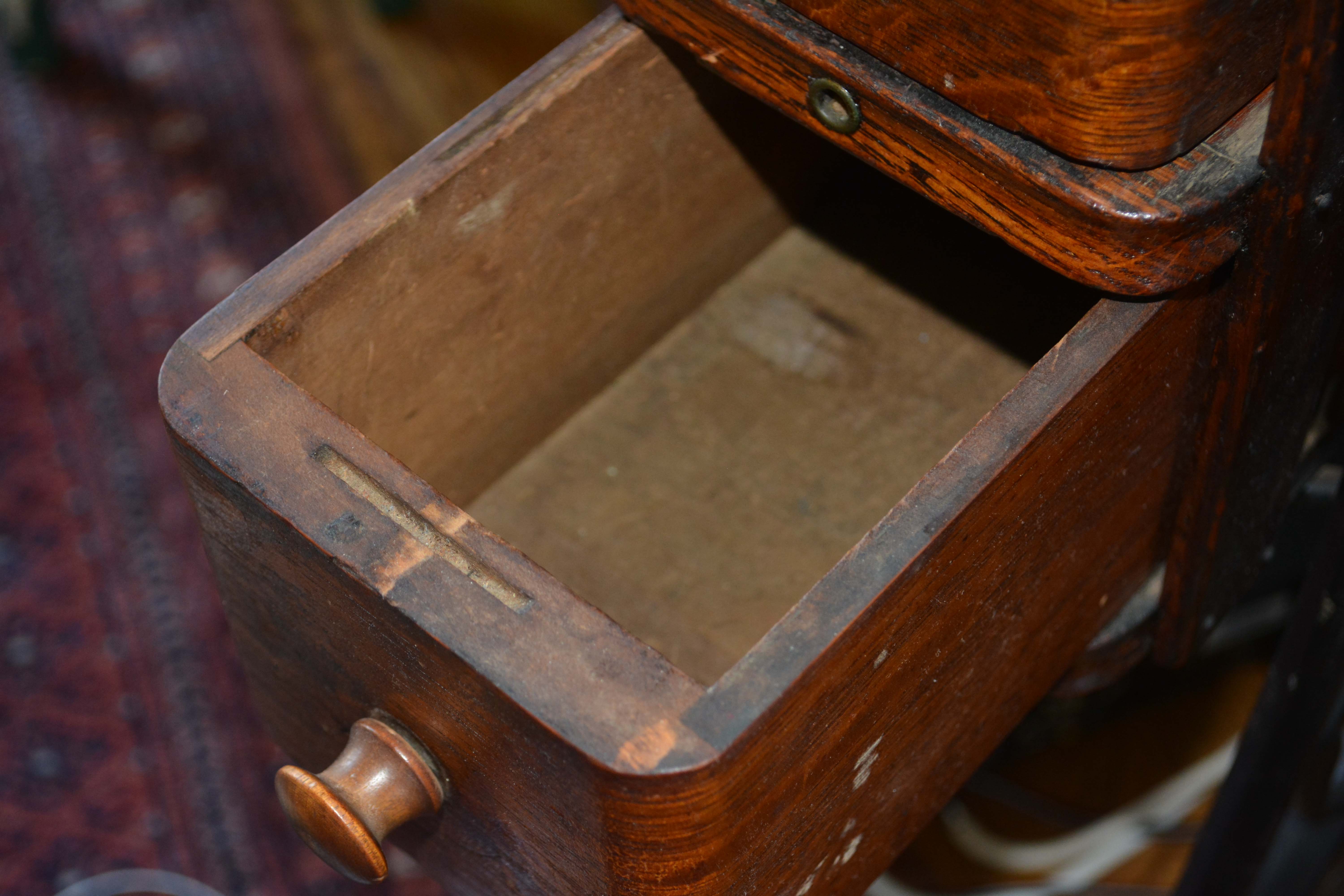 Antique Singer Treadle Sewing Machine