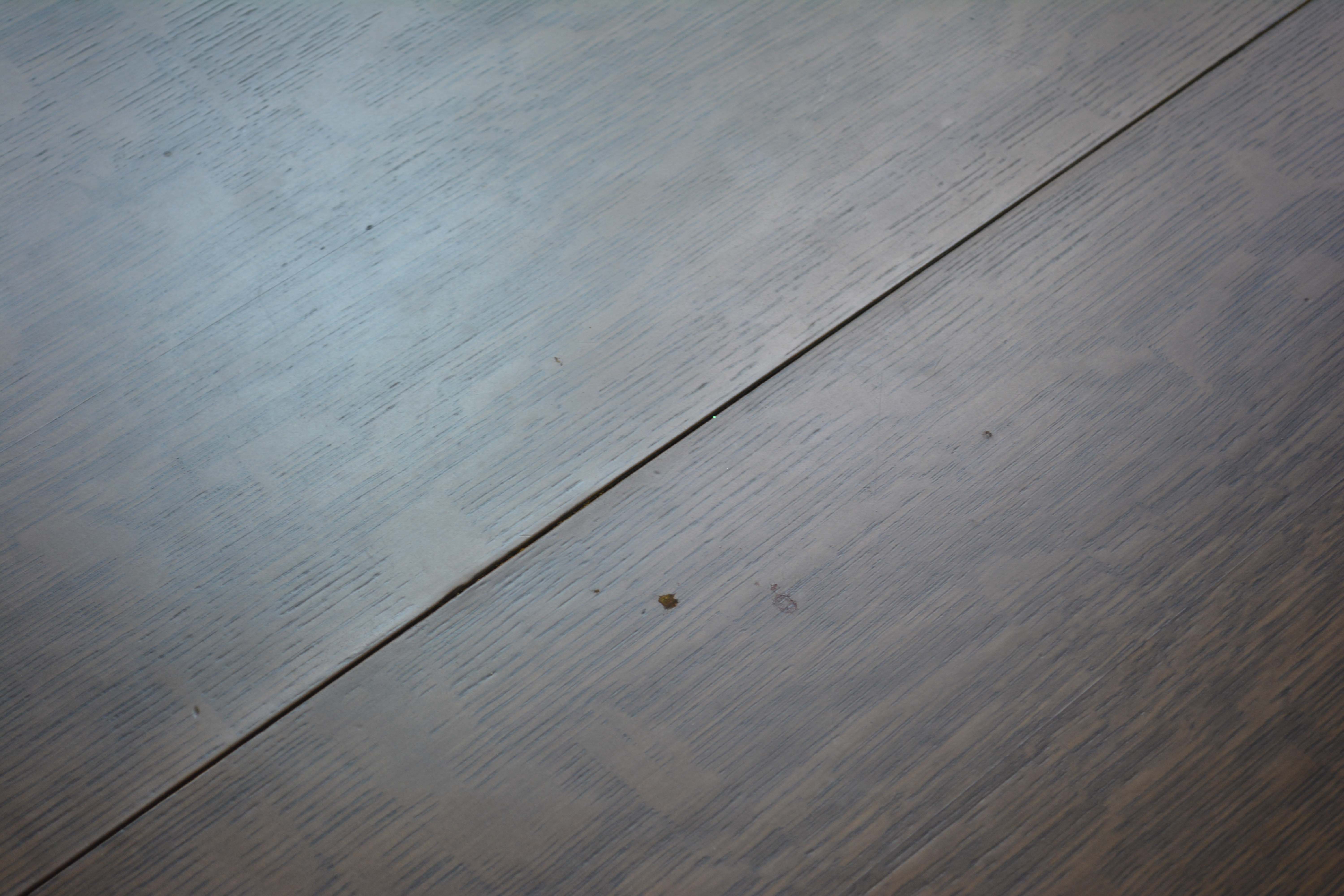 Oak Pedestal Coffee Table with Paw Feet