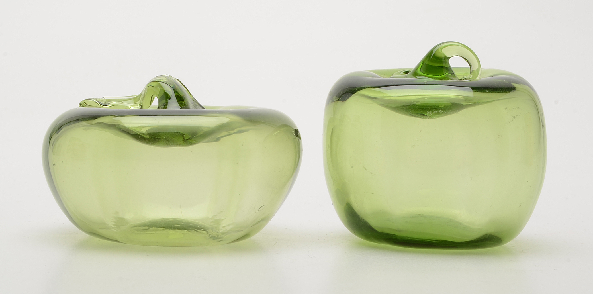 Grouping of Collectibles Including Princess Beatrice Commemorative Birth Cup