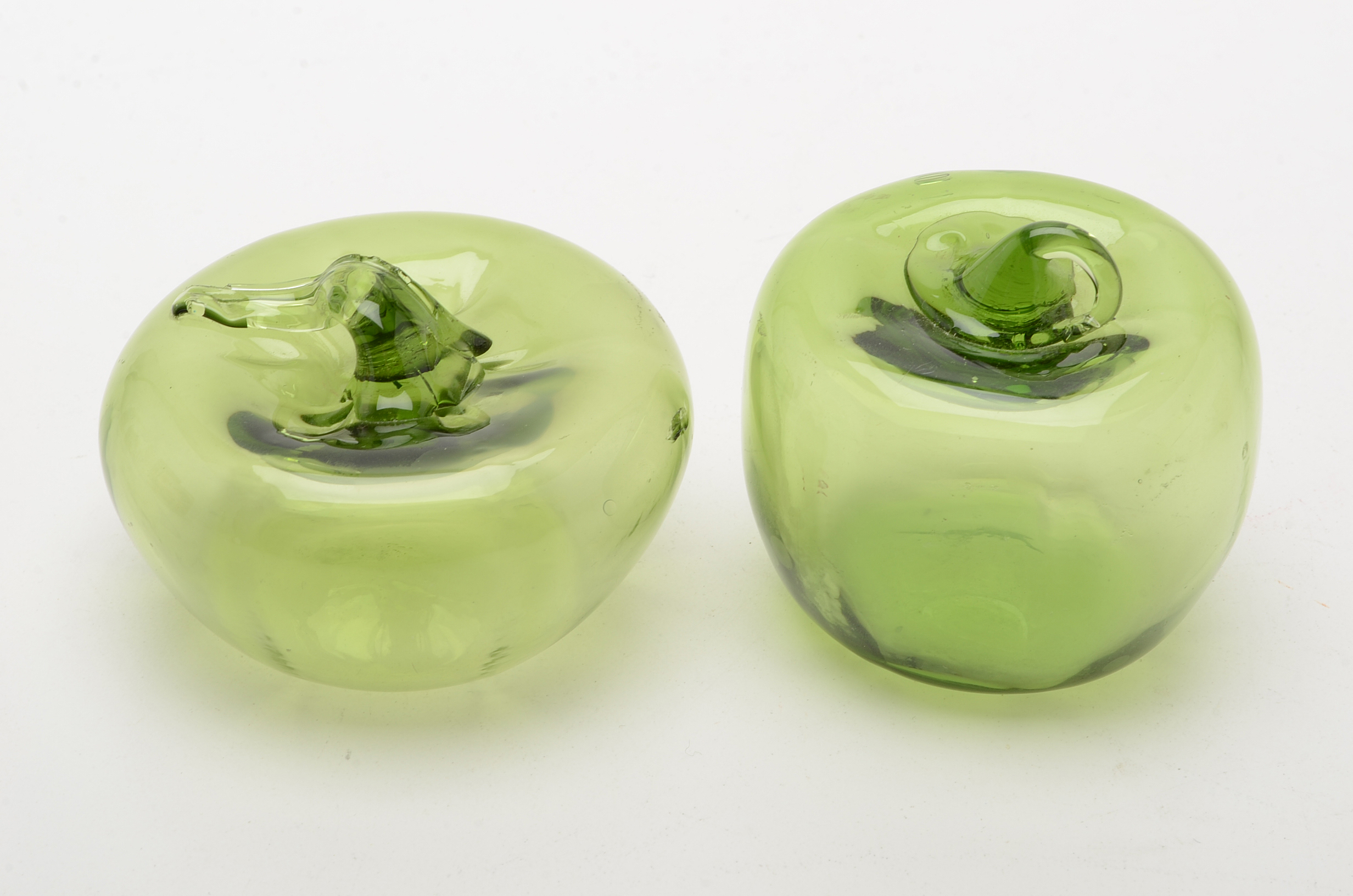 Grouping of Collectibles Including Princess Beatrice Commemorative Birth Cup