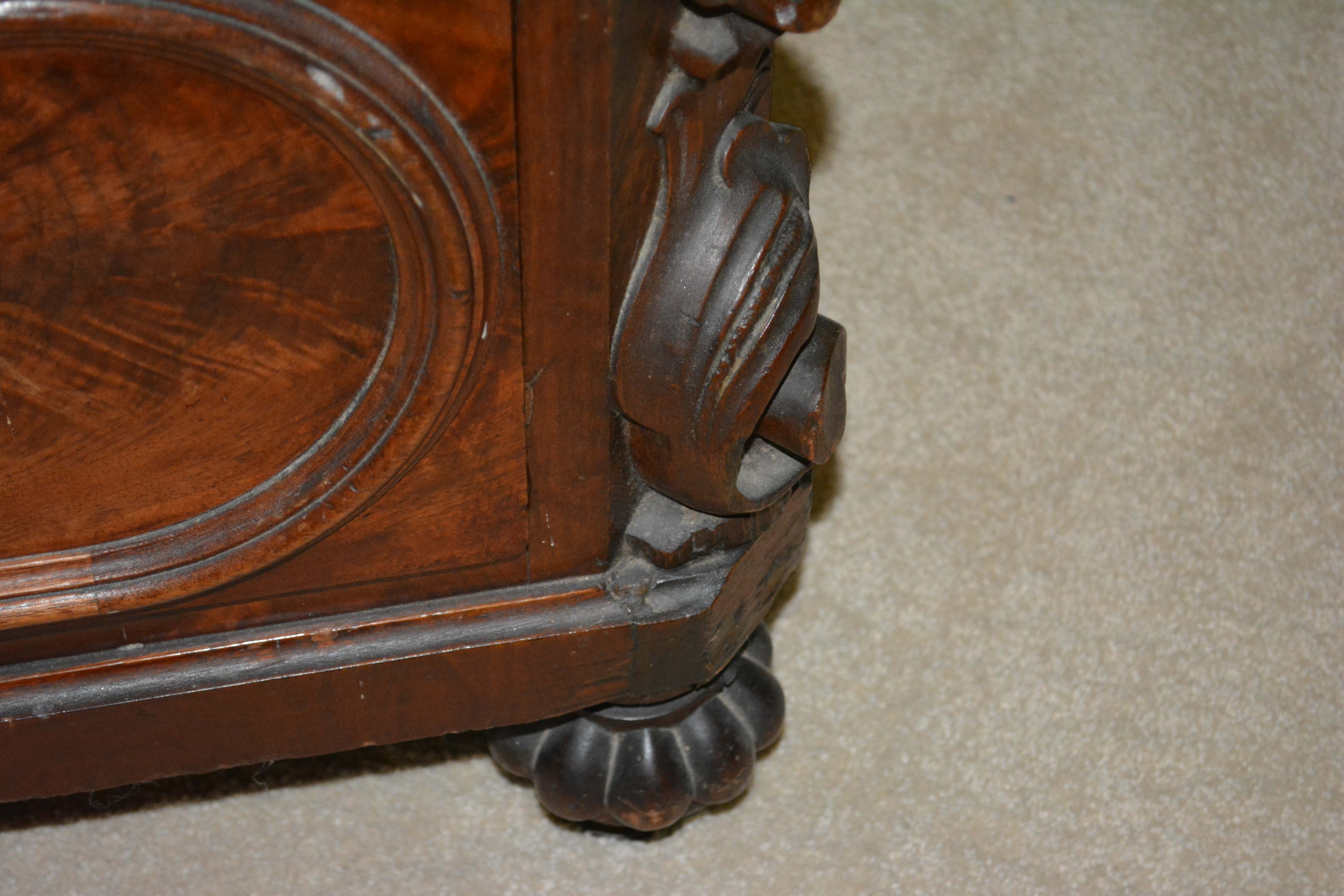 Antique Early Victorian Chest of Drawers with Mirror