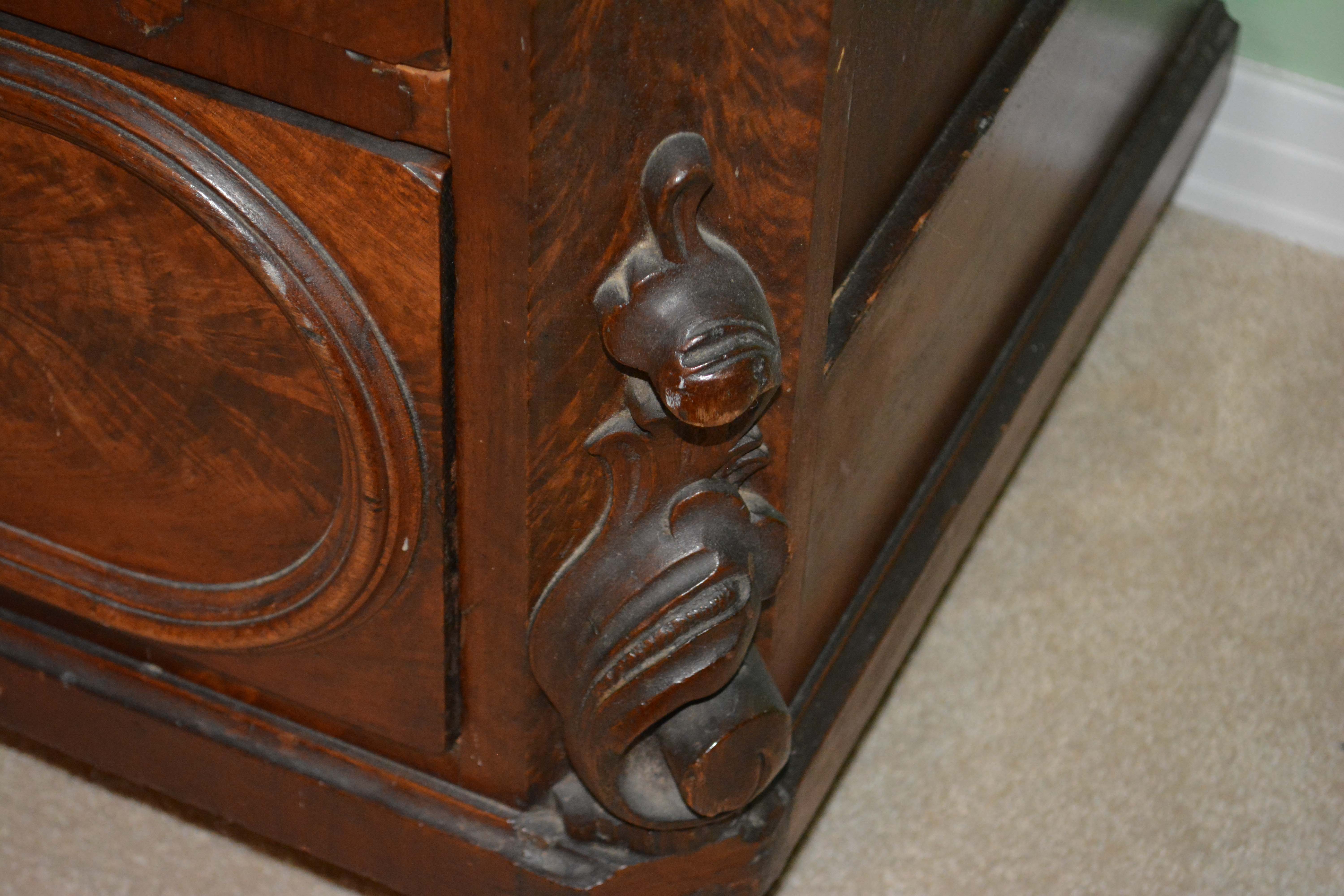 Antique Early Victorian Chest of Drawers with Mirror