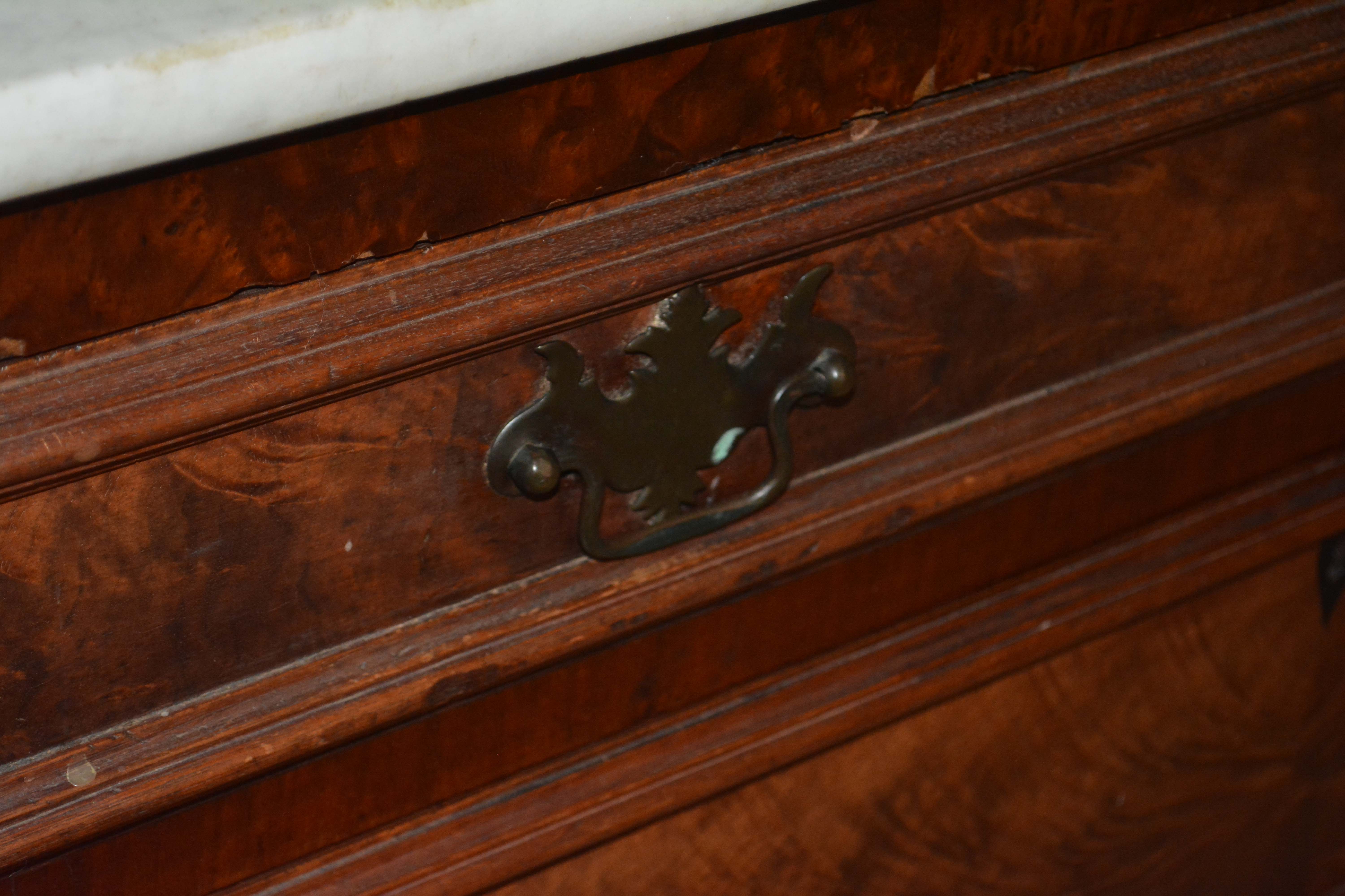 Antique Early Victorian Chest of Drawers with Mirror