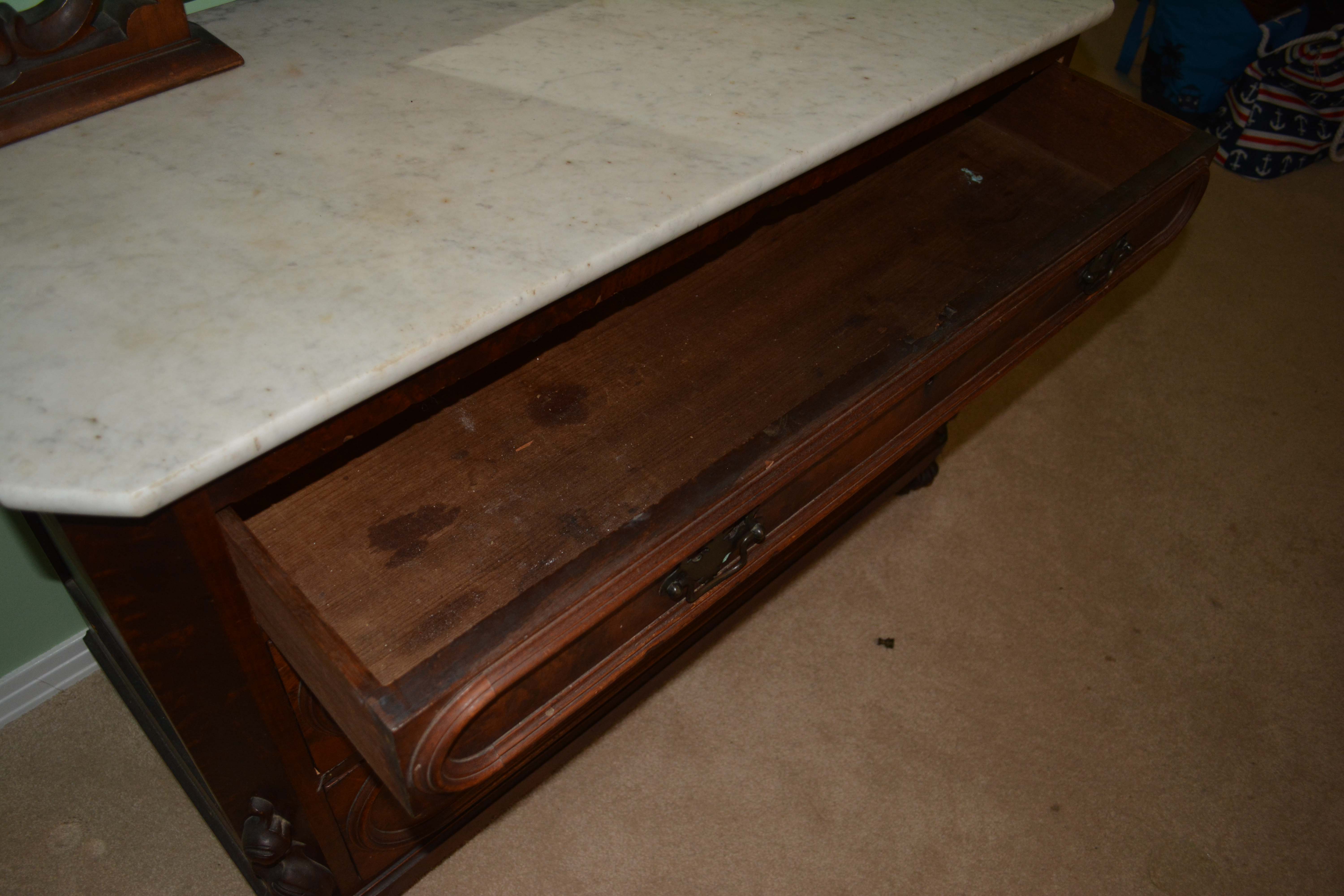 Antique Early Victorian Chest of Drawers with Mirror