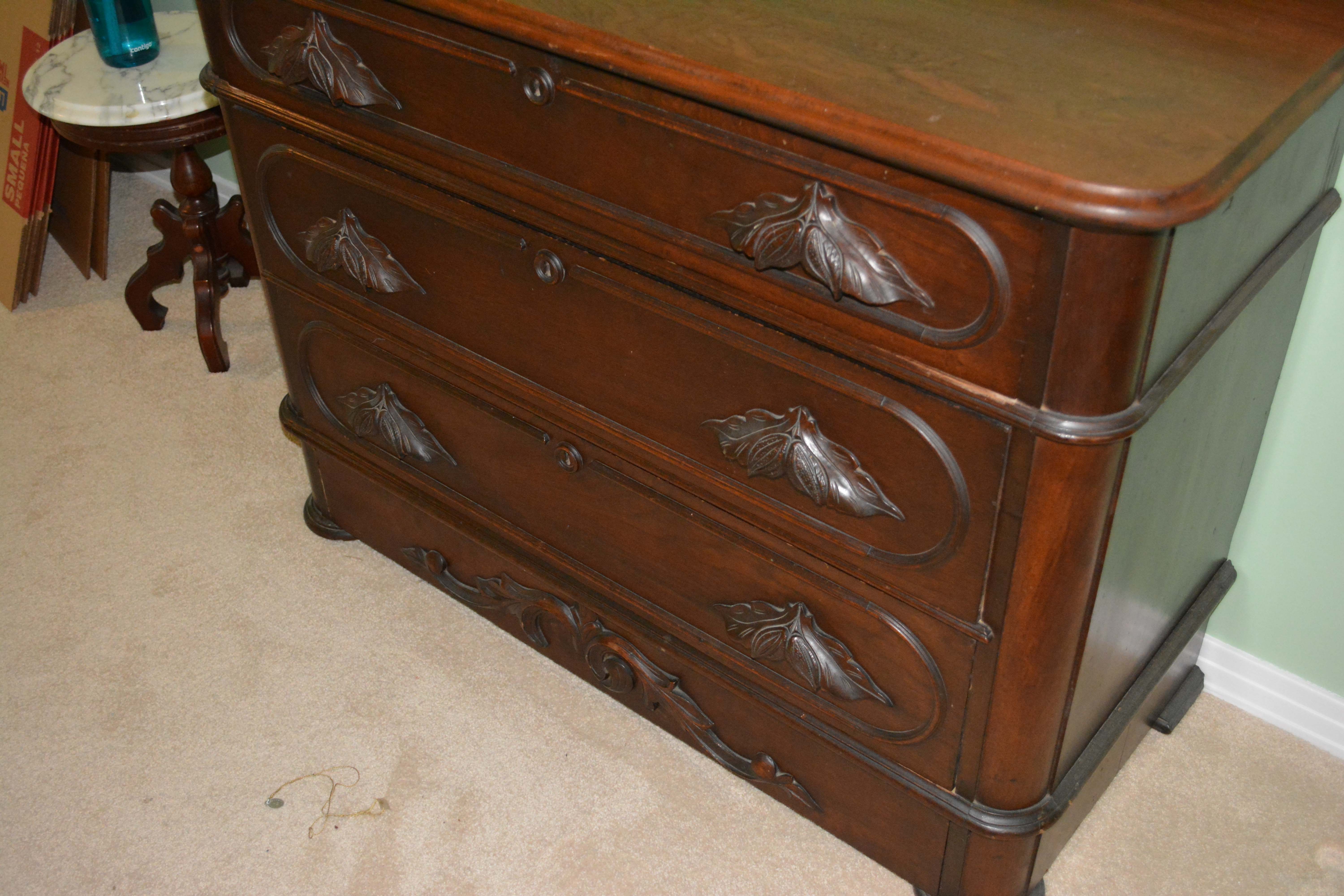 Antique Victorian Walnut Chest of Drawers