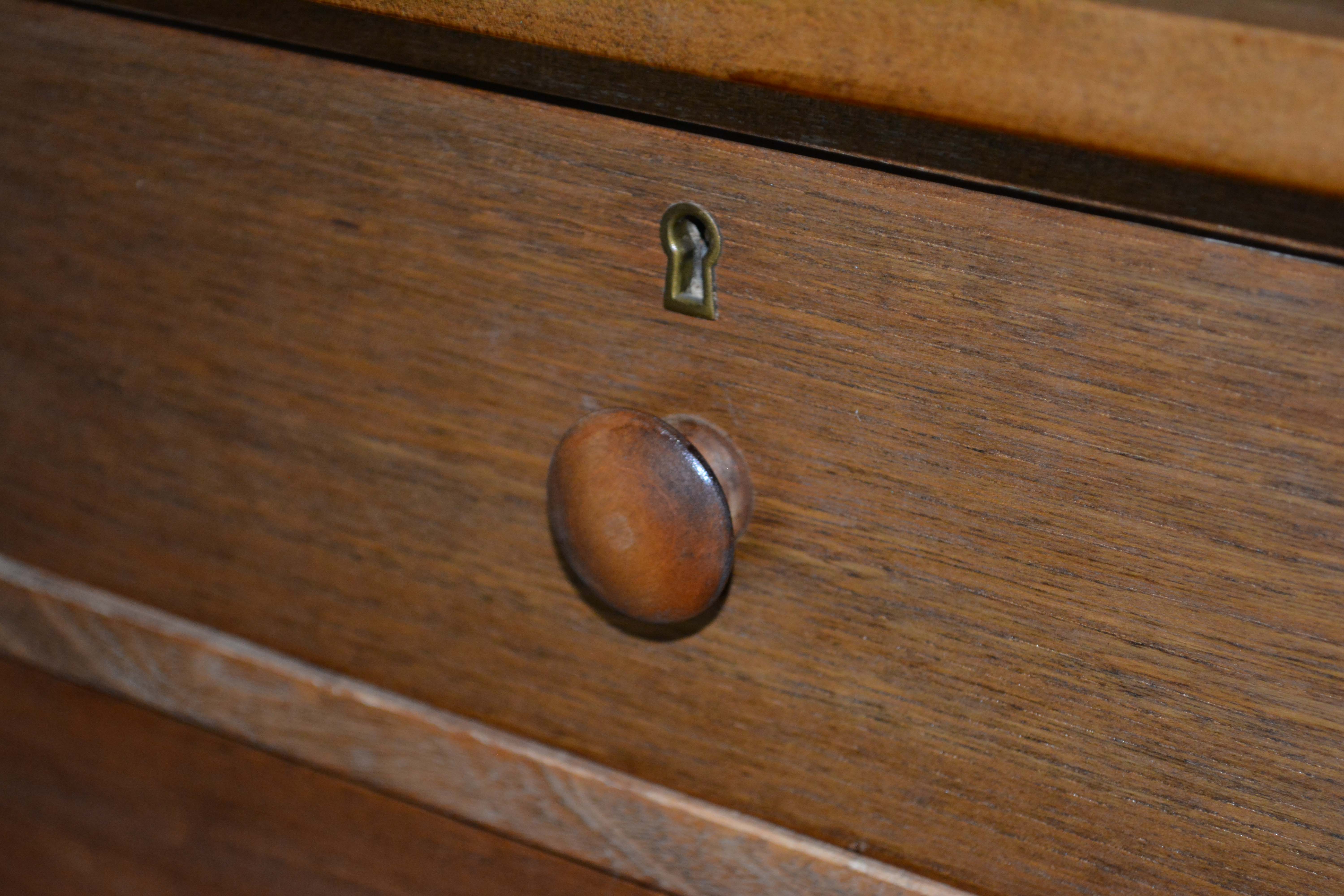 Vintage Mirrored Chest of Drawers