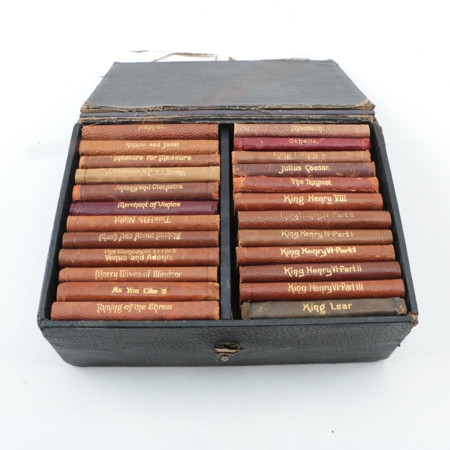 Circa 1920s Knickerbocker Leather Miniature "Shakespeare's Works" Boxed Set