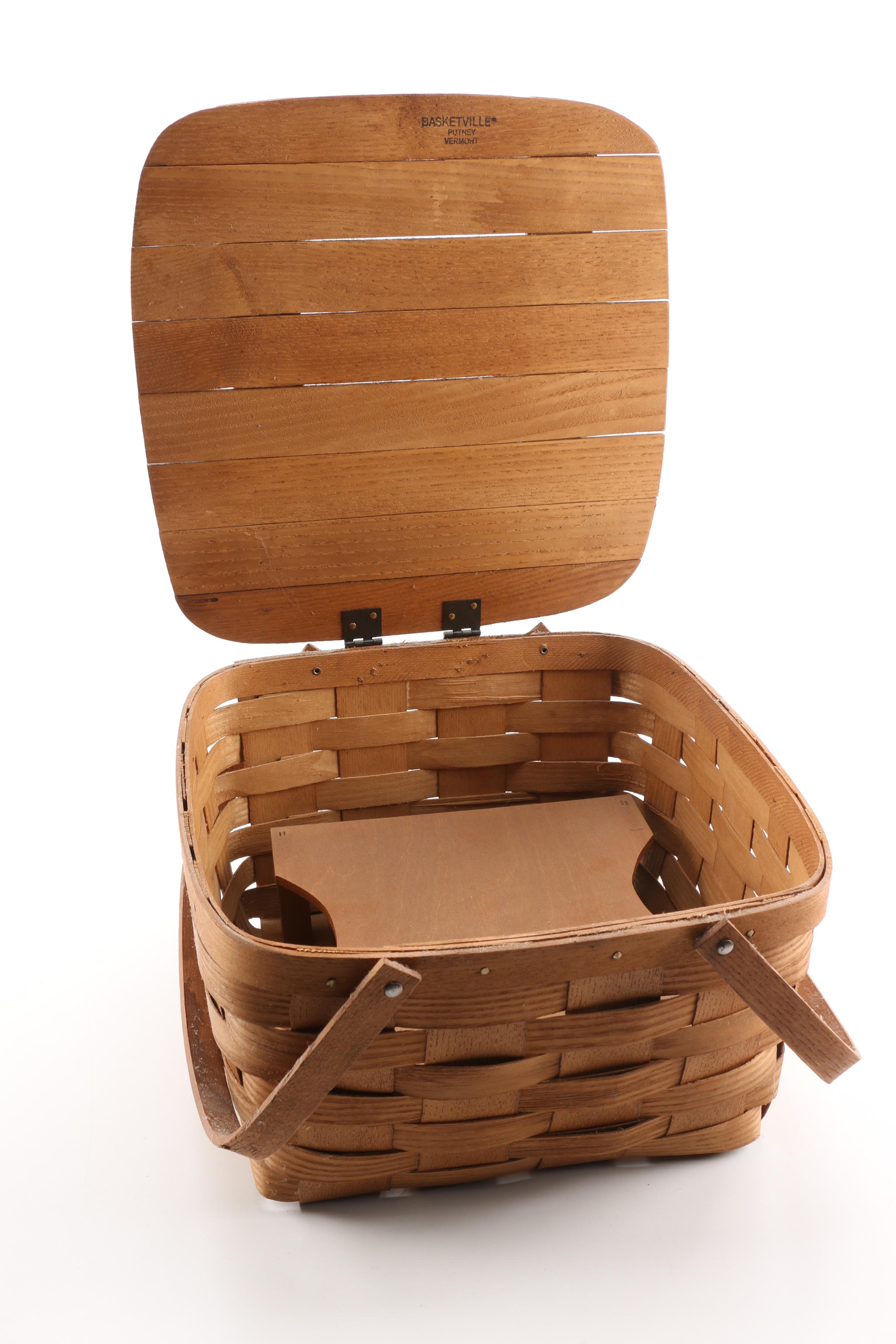 Basketville Vermont Picnic Basket with Small Table Insert