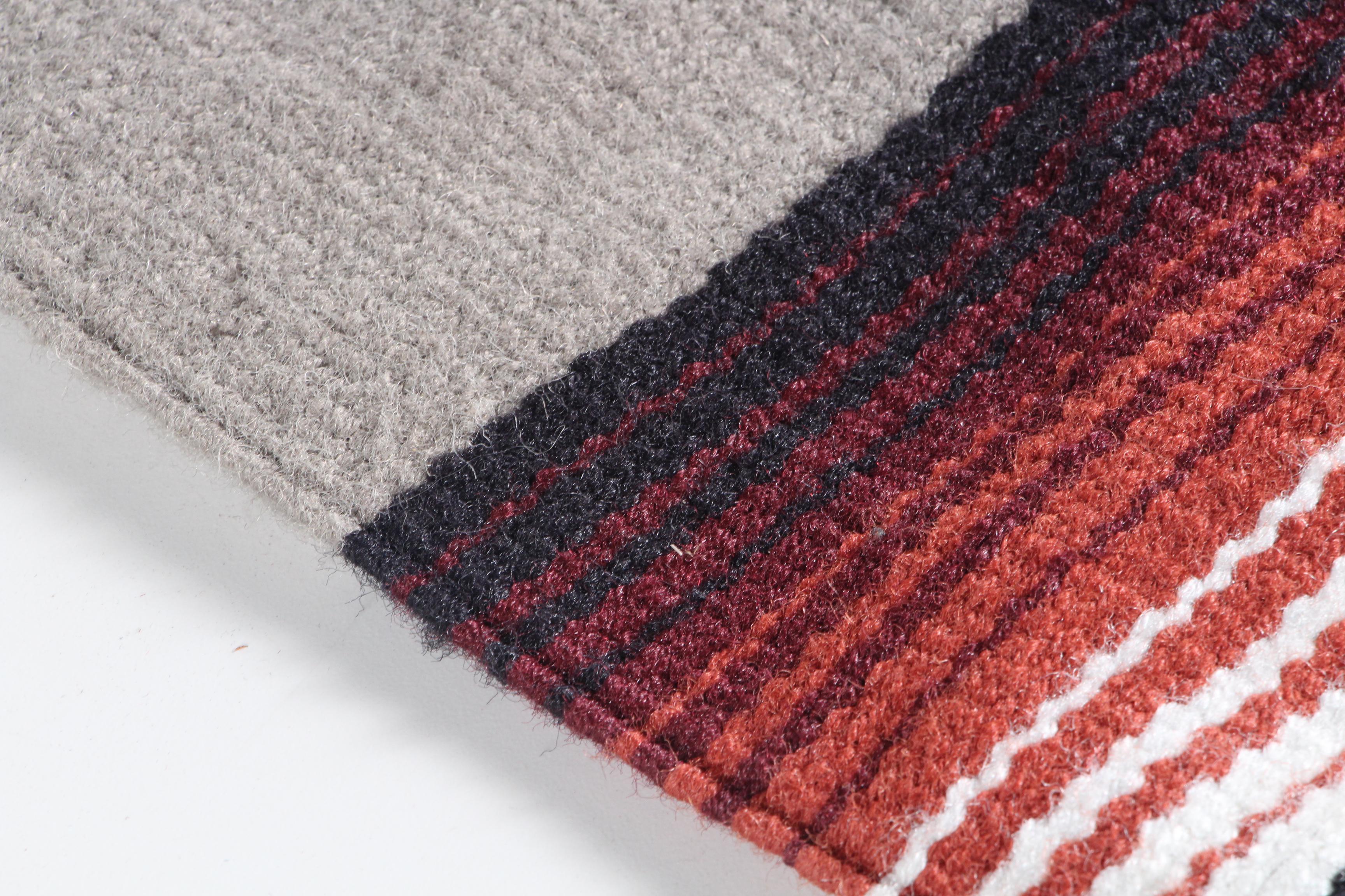 Handwoven Mexican-Style Wool Accent Rug