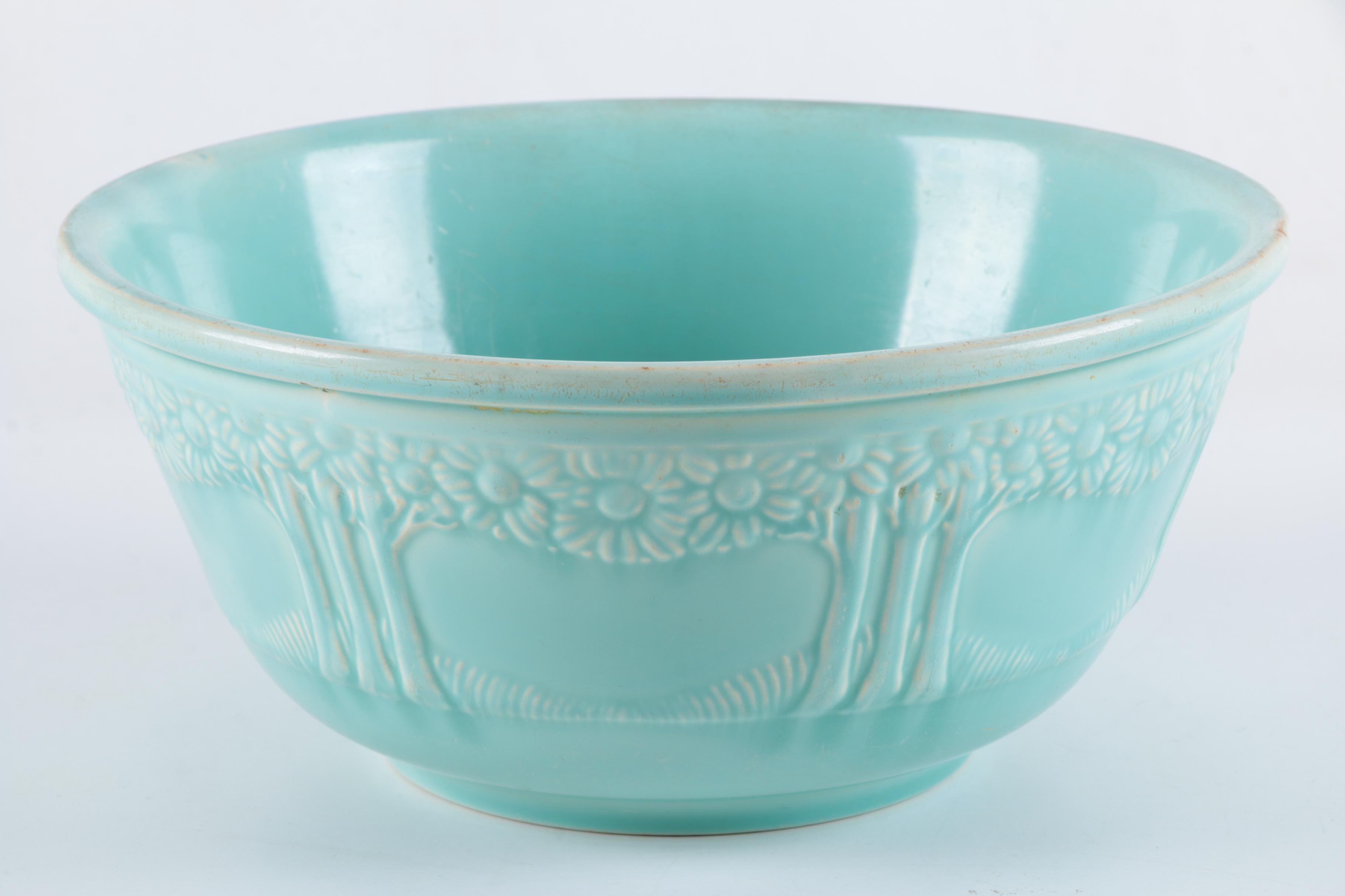 Vintage Homer Laughlin "Apple Tree Green" Nesting Bowl Set