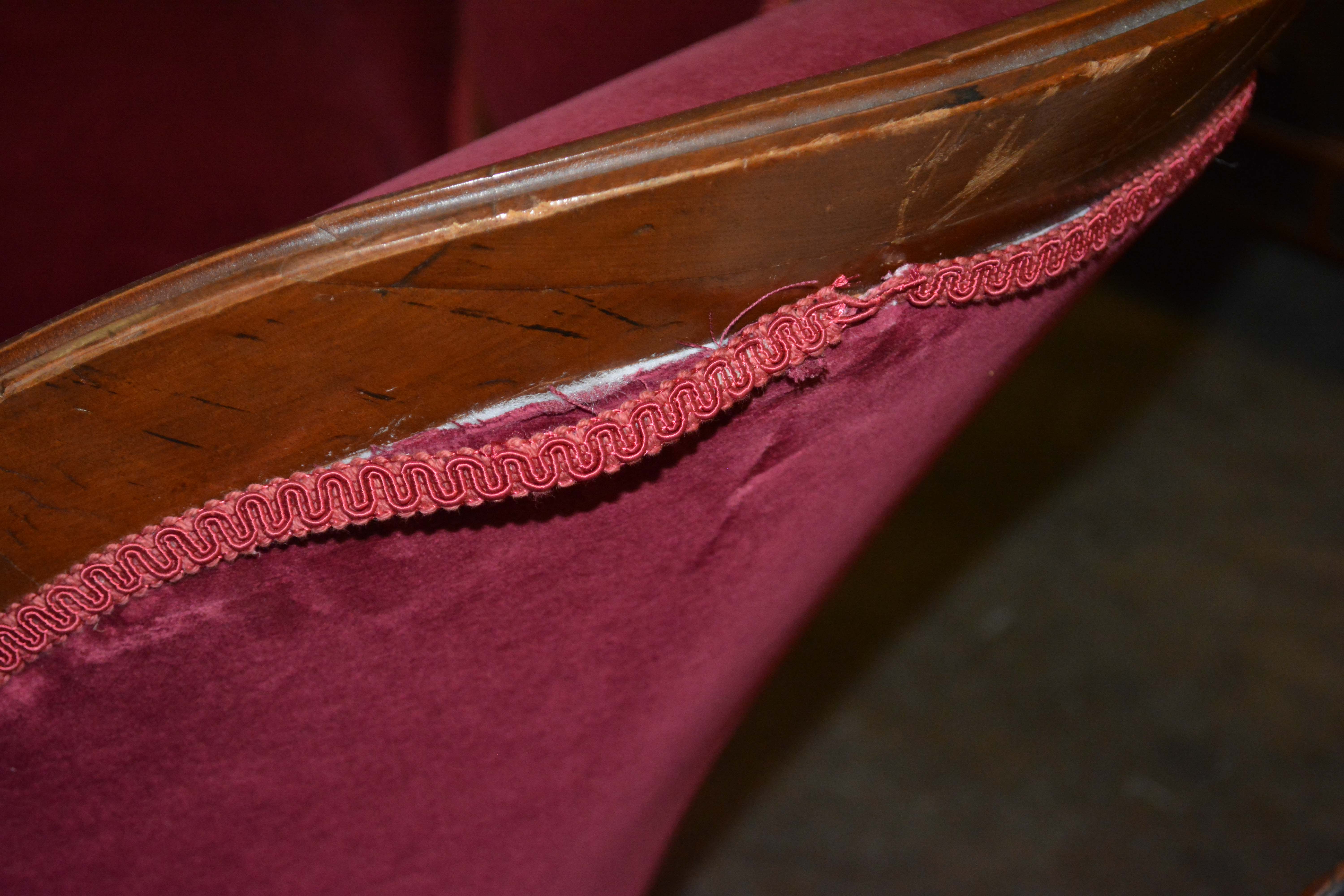 Antique Victorian Walnut Settee