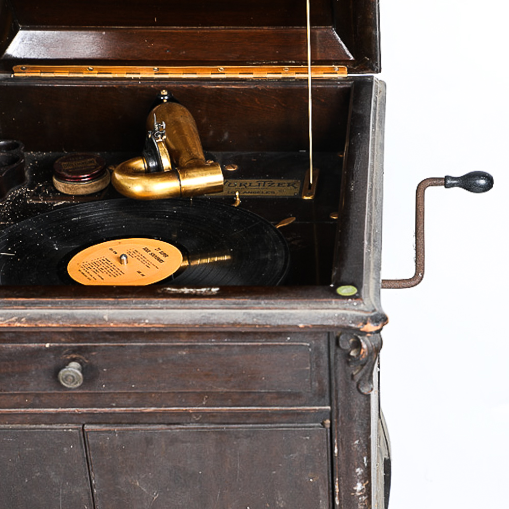 Antique Wurlitzer Victrola Phonograph Console