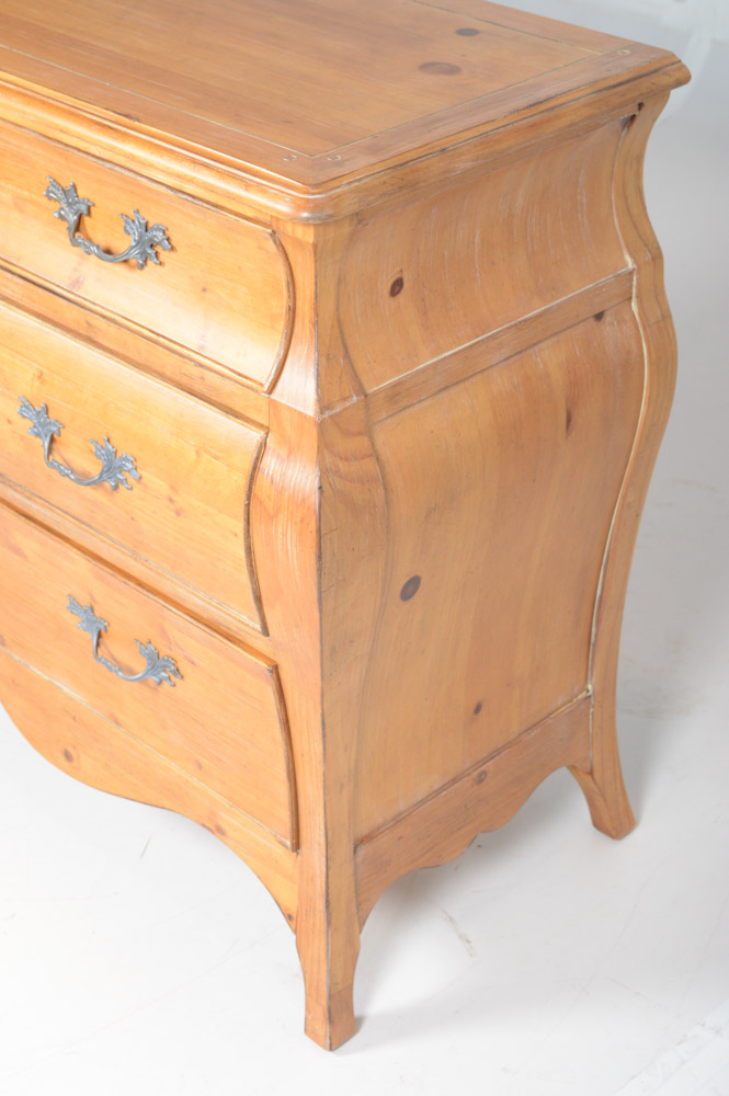 Ethan Allen French Provincial Pine Chest of Drawers
