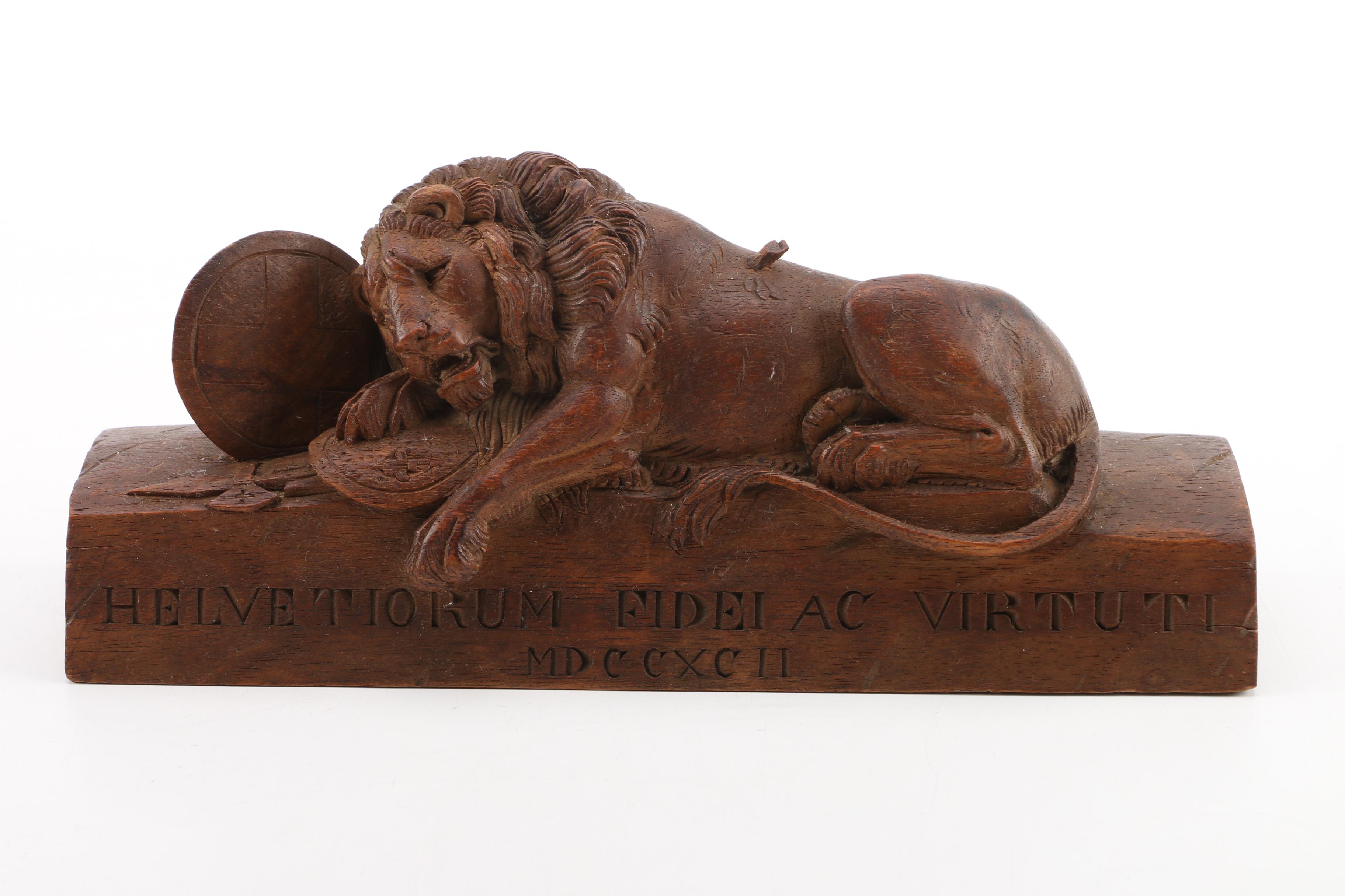 Wooden Wounded Lion "Helvetiorum Fidei Ac Virtuti" Figurine and Decor