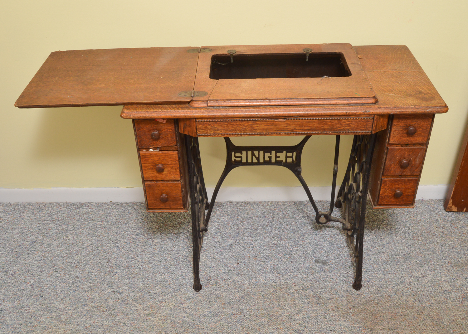 Antique Singer Treadle Cabinet