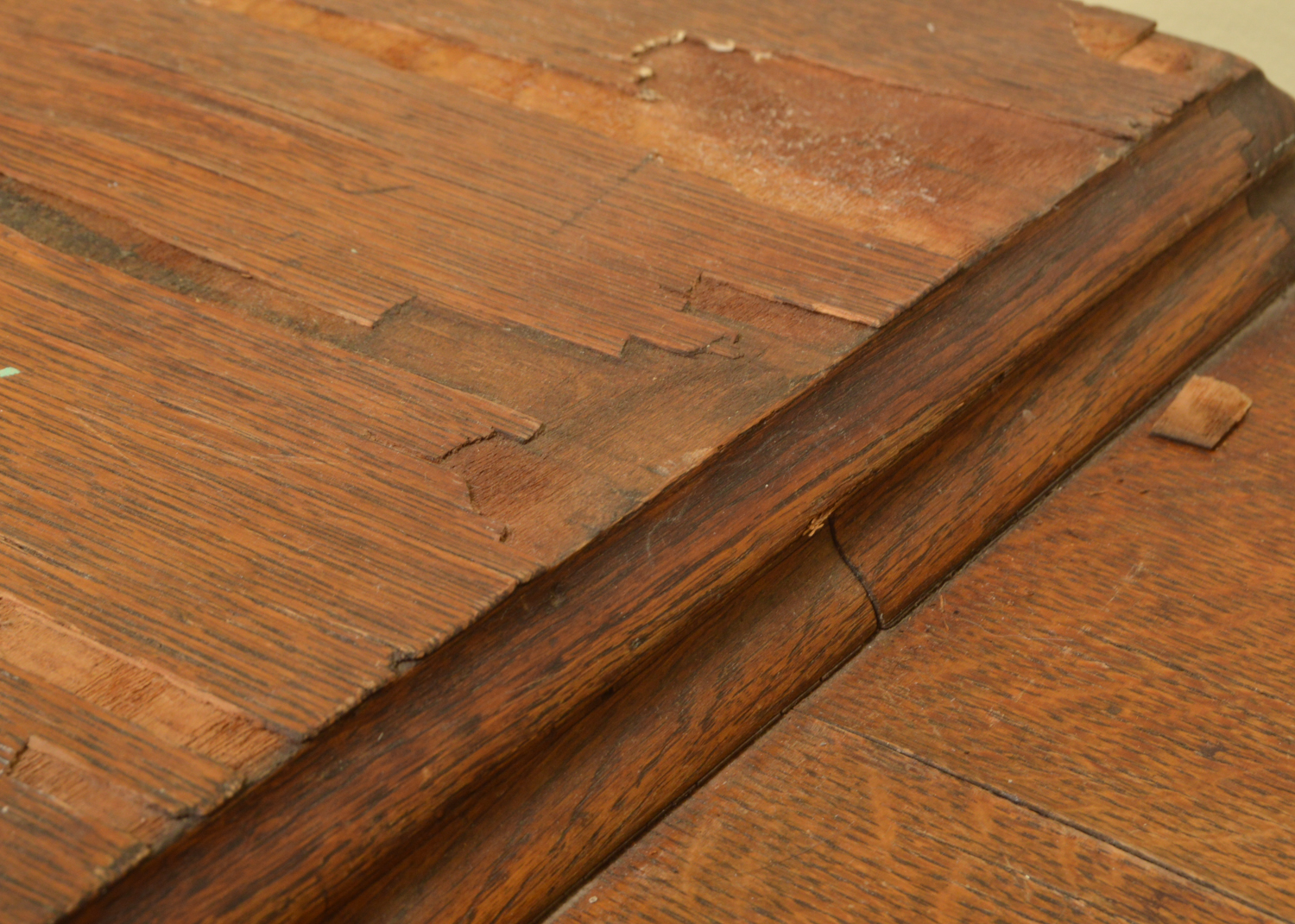 Antique Singer Treadle Cabinet