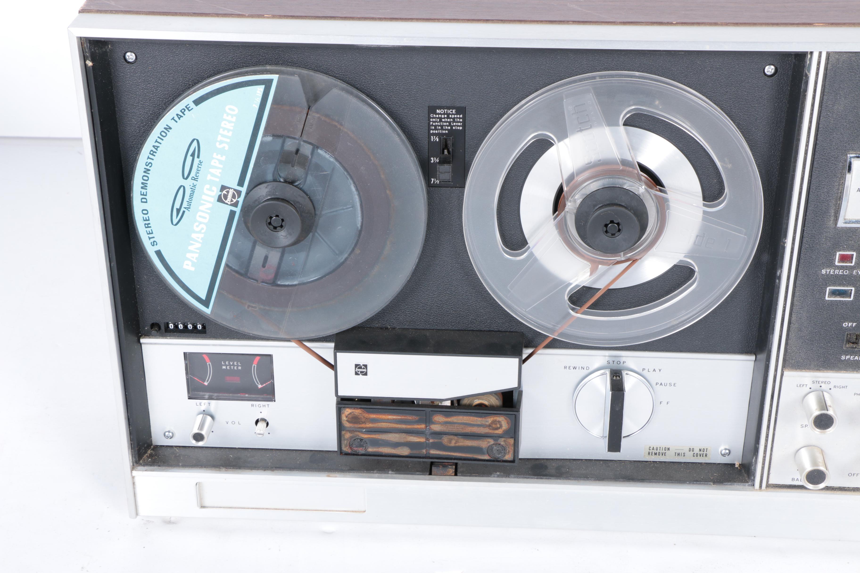 Vintage Panasonic RS-7635 FM/AM Stereo Tape Recorder